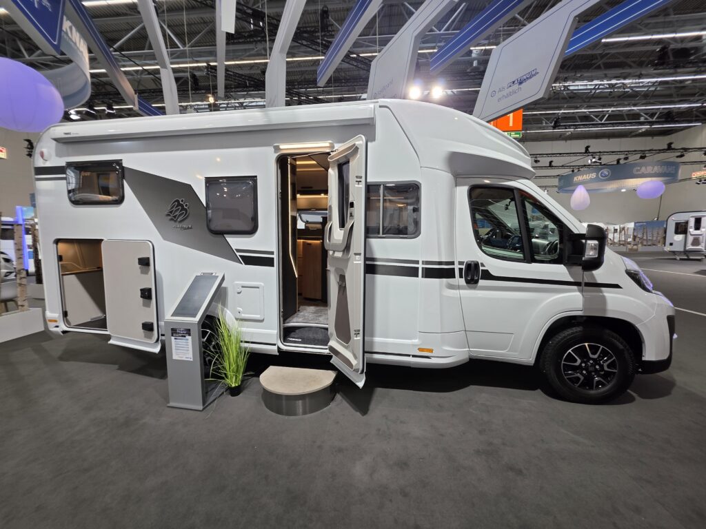 thumbnail of 20250901_085039