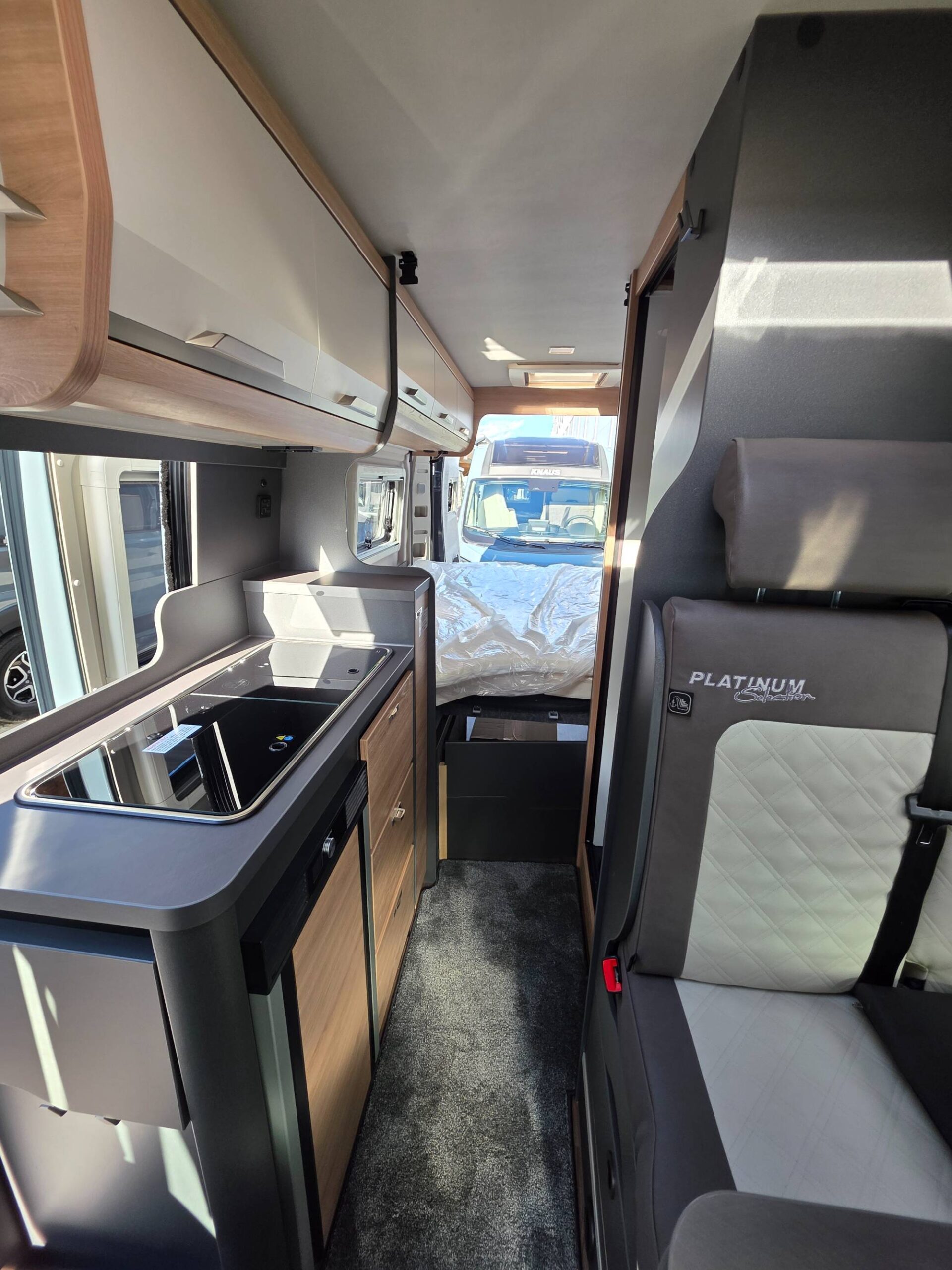 KNAUS BOXLIFE 600 ME PLATINUM SELECTION