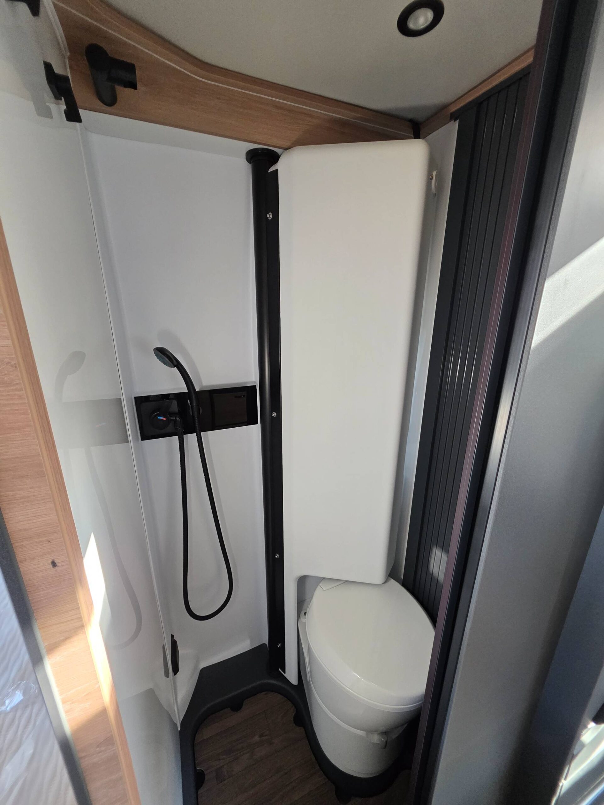 KNAUS BOXLIFE 600 ME PLATINUM SELECTION