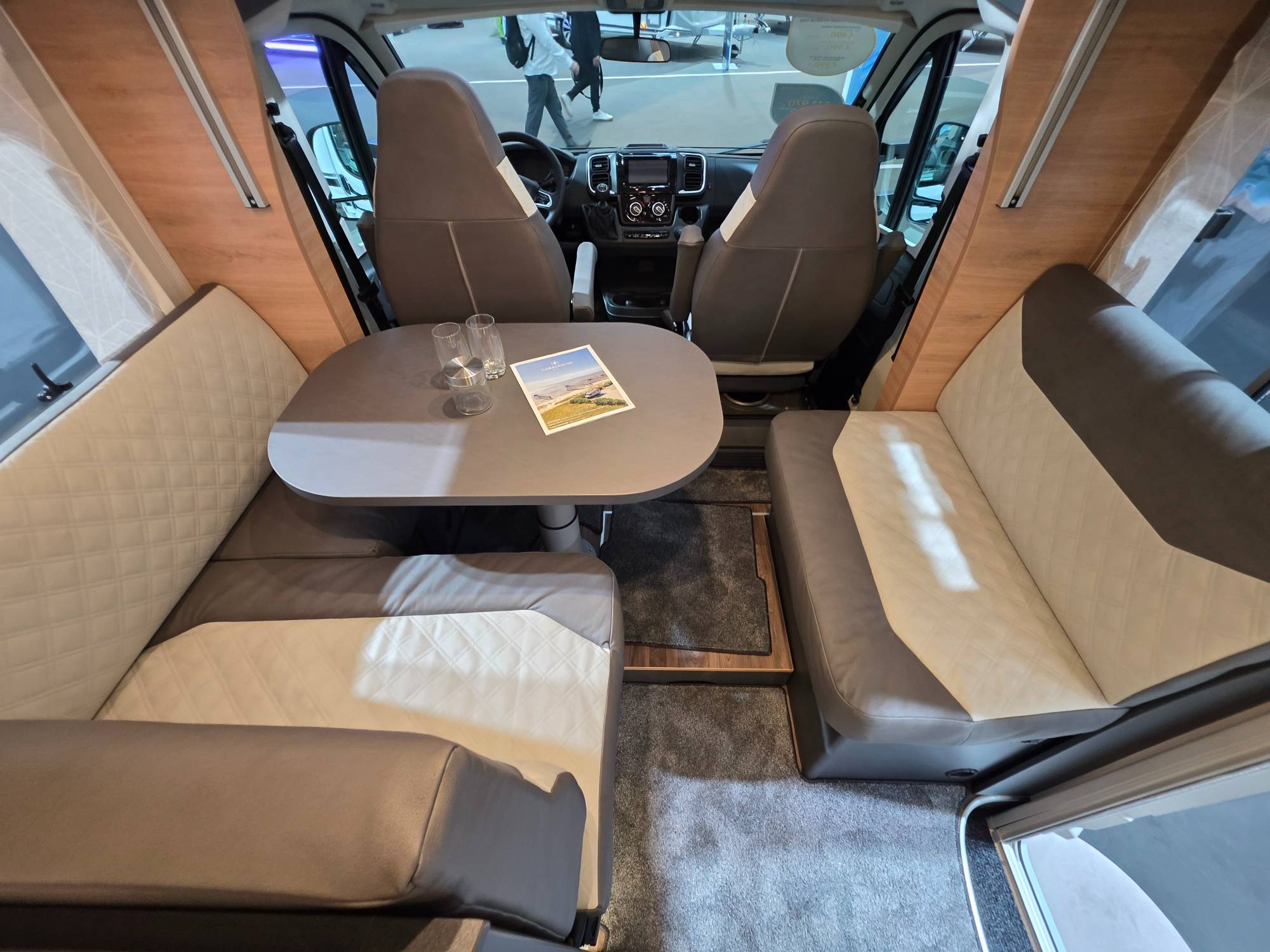 KNAUS L!VE WAVE 650 MEG PLATINUM SELECTION
