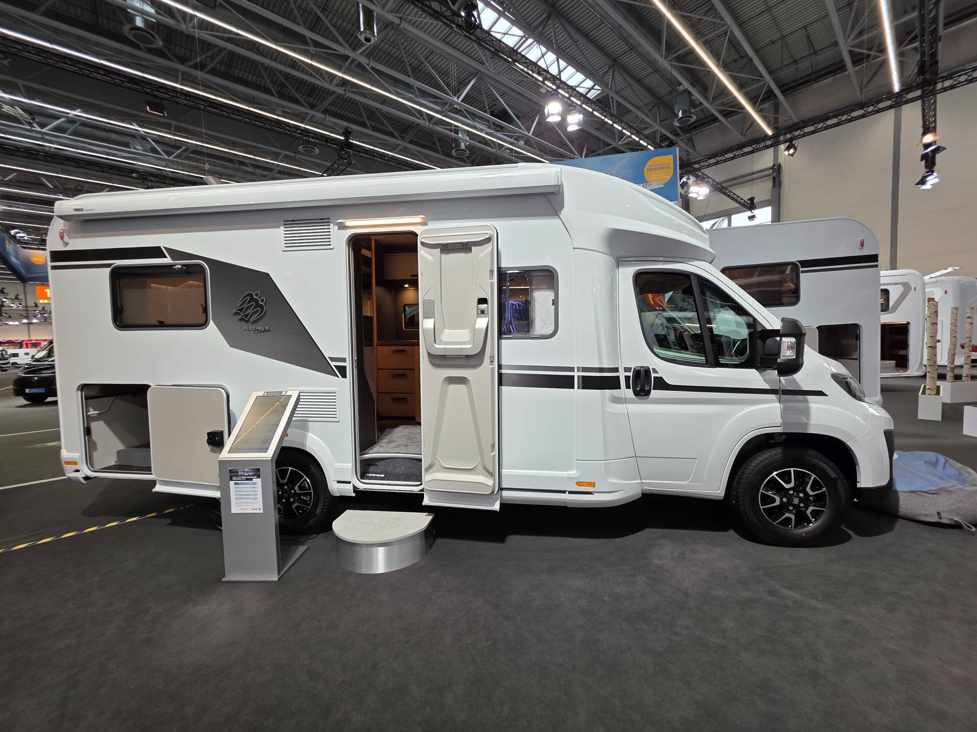 KNAUS L!VE WAVE 650 MF PLATINUM SELECTION