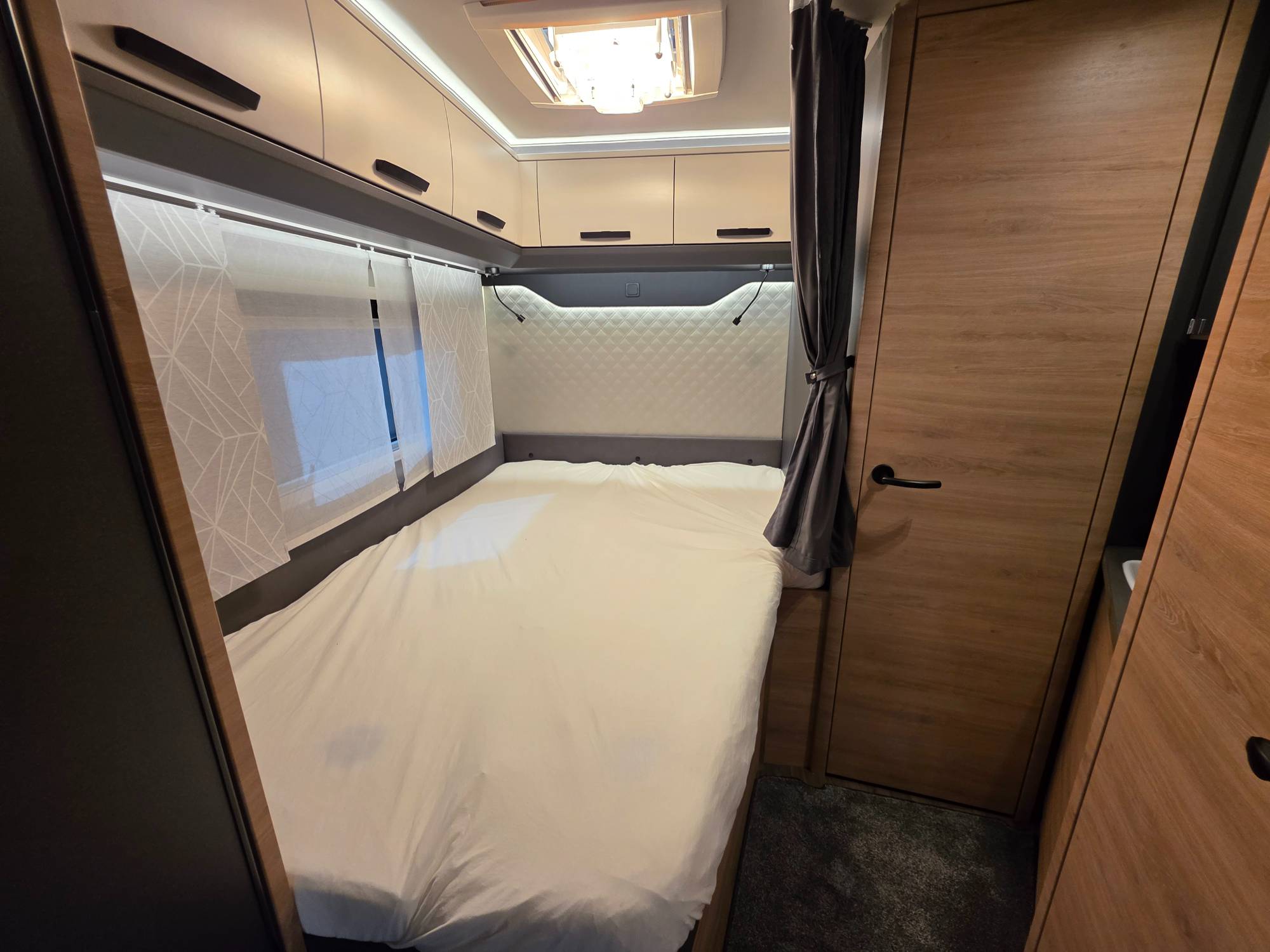 KNAUS L!VE WAVE 650 MF PLATINUM SELECTION