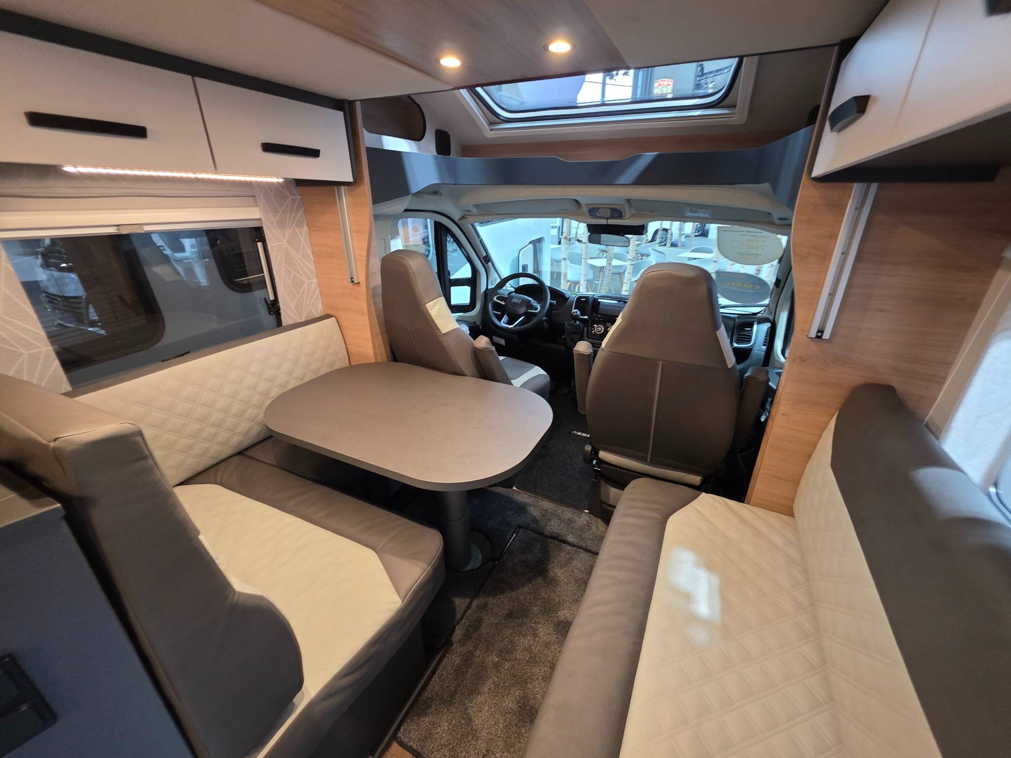 KNAUS L!VE WAVE 650 MF PLATINUM SELECTION