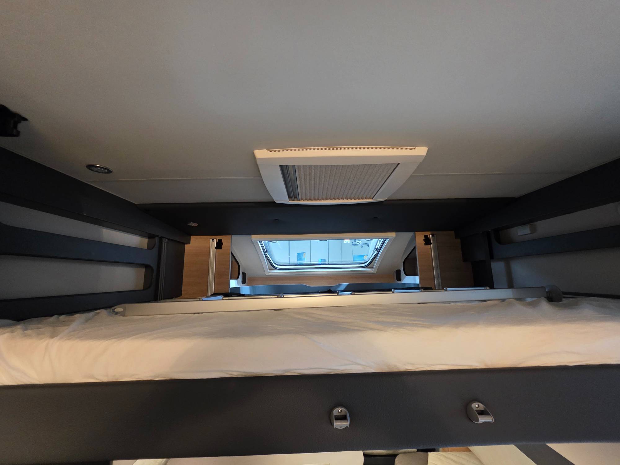 KNAUS L!VE WAVE 650 MF PLATINUM SELECTION