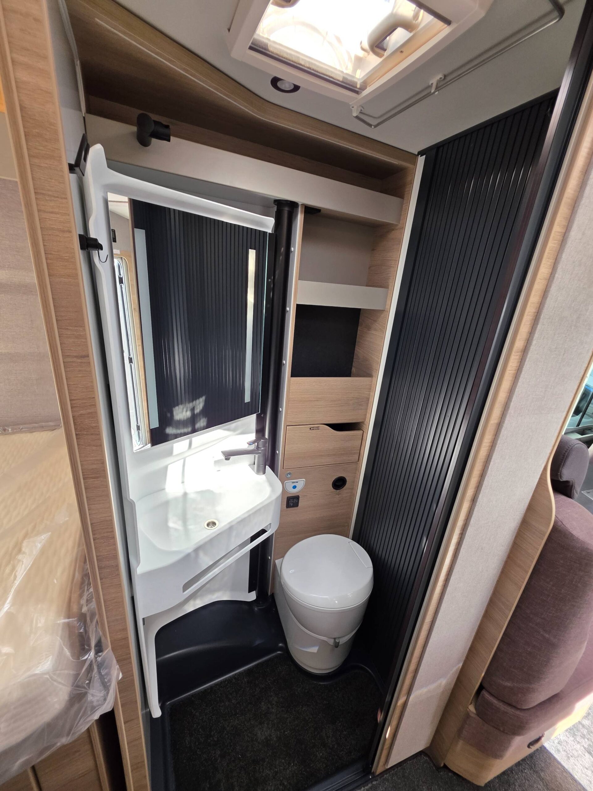 KNAUS SKY TI VW 650 MEG