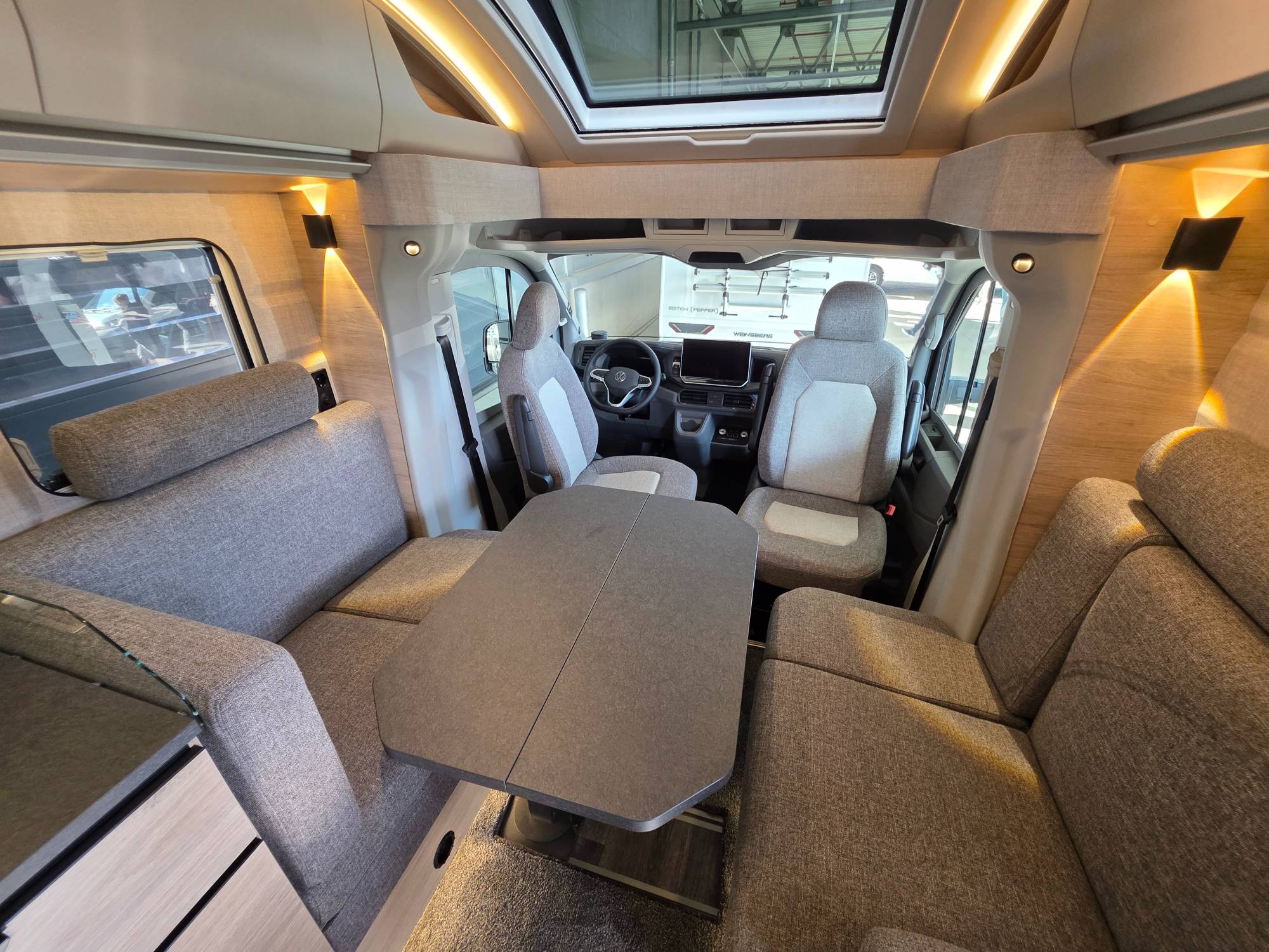 KNAUS SKY TI VW 700 DX
