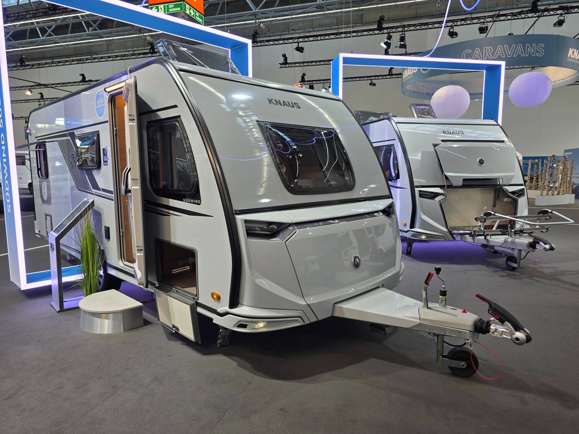 KNAUS SÜDWIND 500 QDK BLACK SELECTION