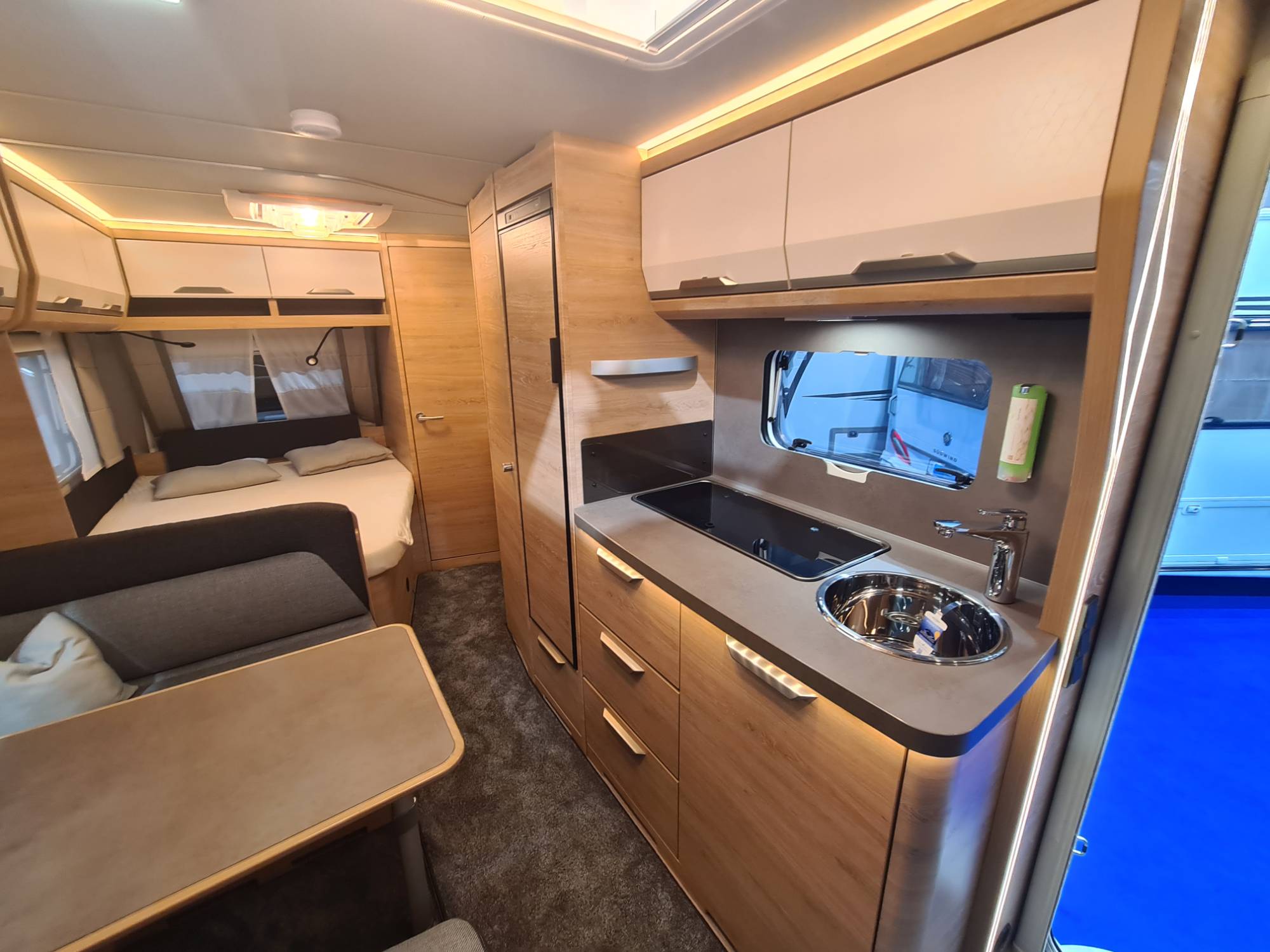 KNAUS SÜDWIND 540 FDK BLACK SELECTION