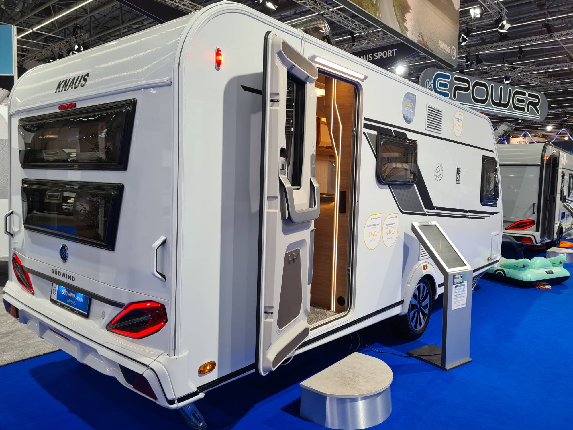 KNAUS SÜDWIND 540 FDK BLACK SELECTION