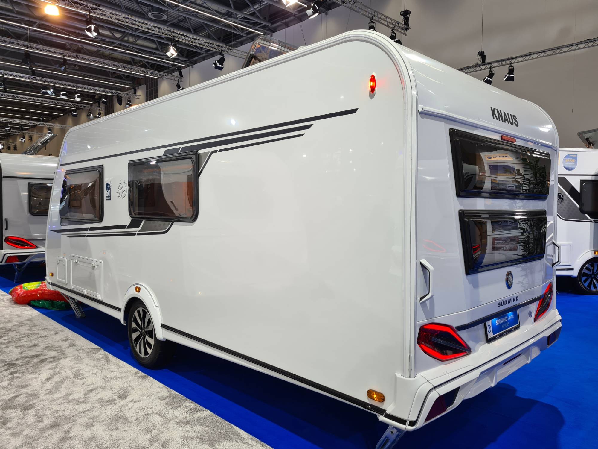 KNAUS SÜDWIND 540 FDK BLACK SELECTION