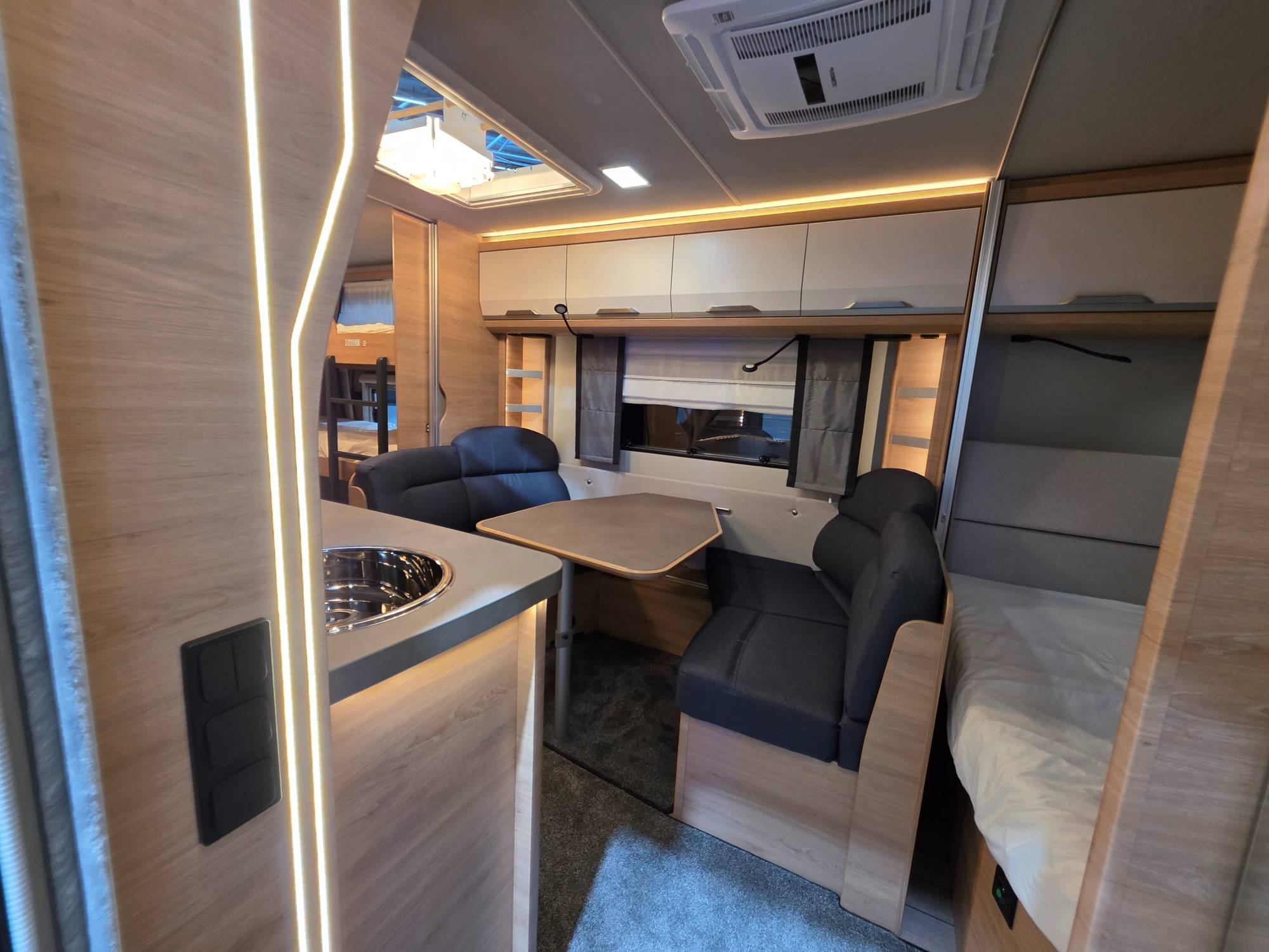KNAUS SÜDWIND 580 QS BLACK SELECTION