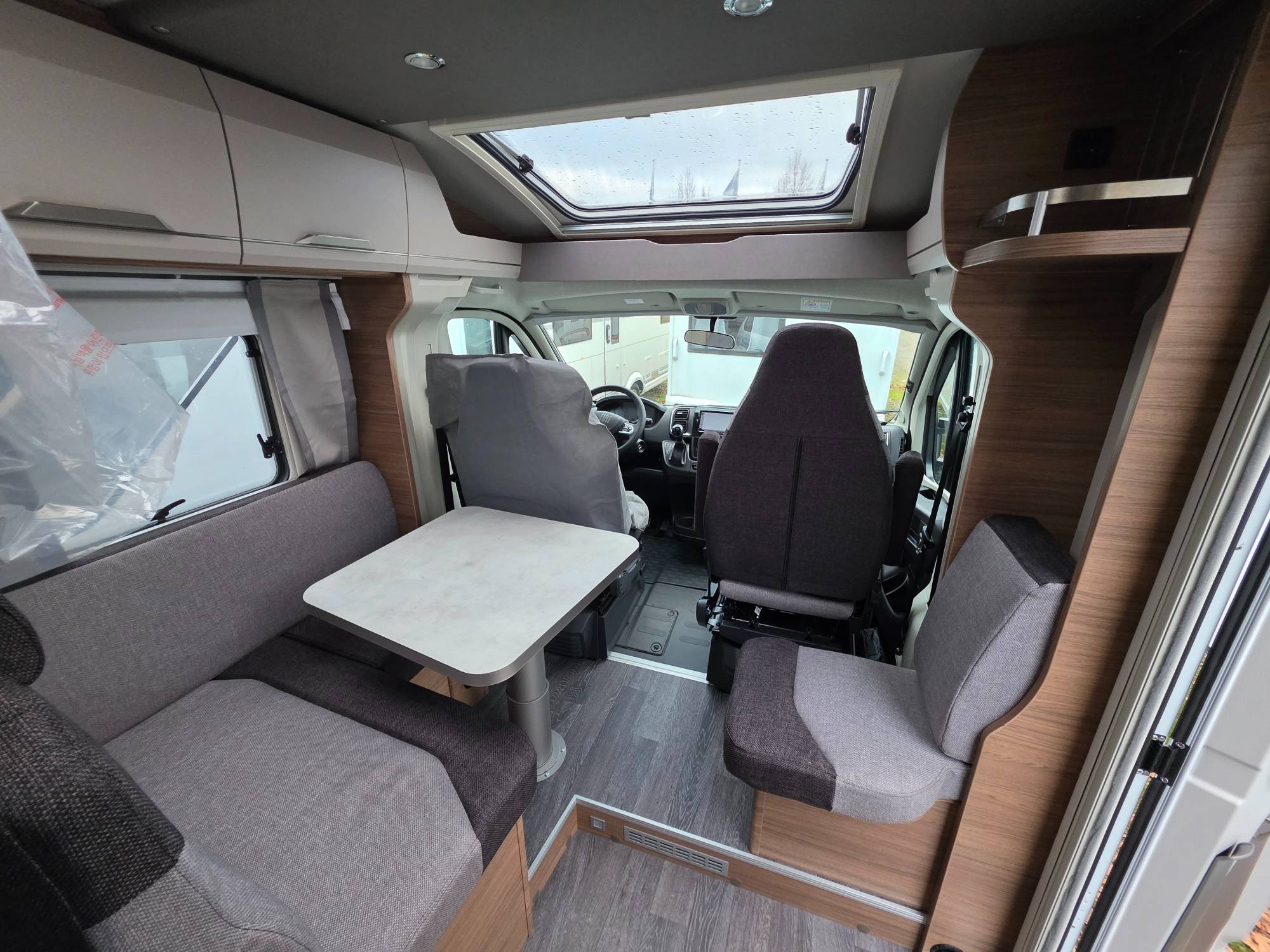 KNAUS VAN TI 650 MEG VANSATION