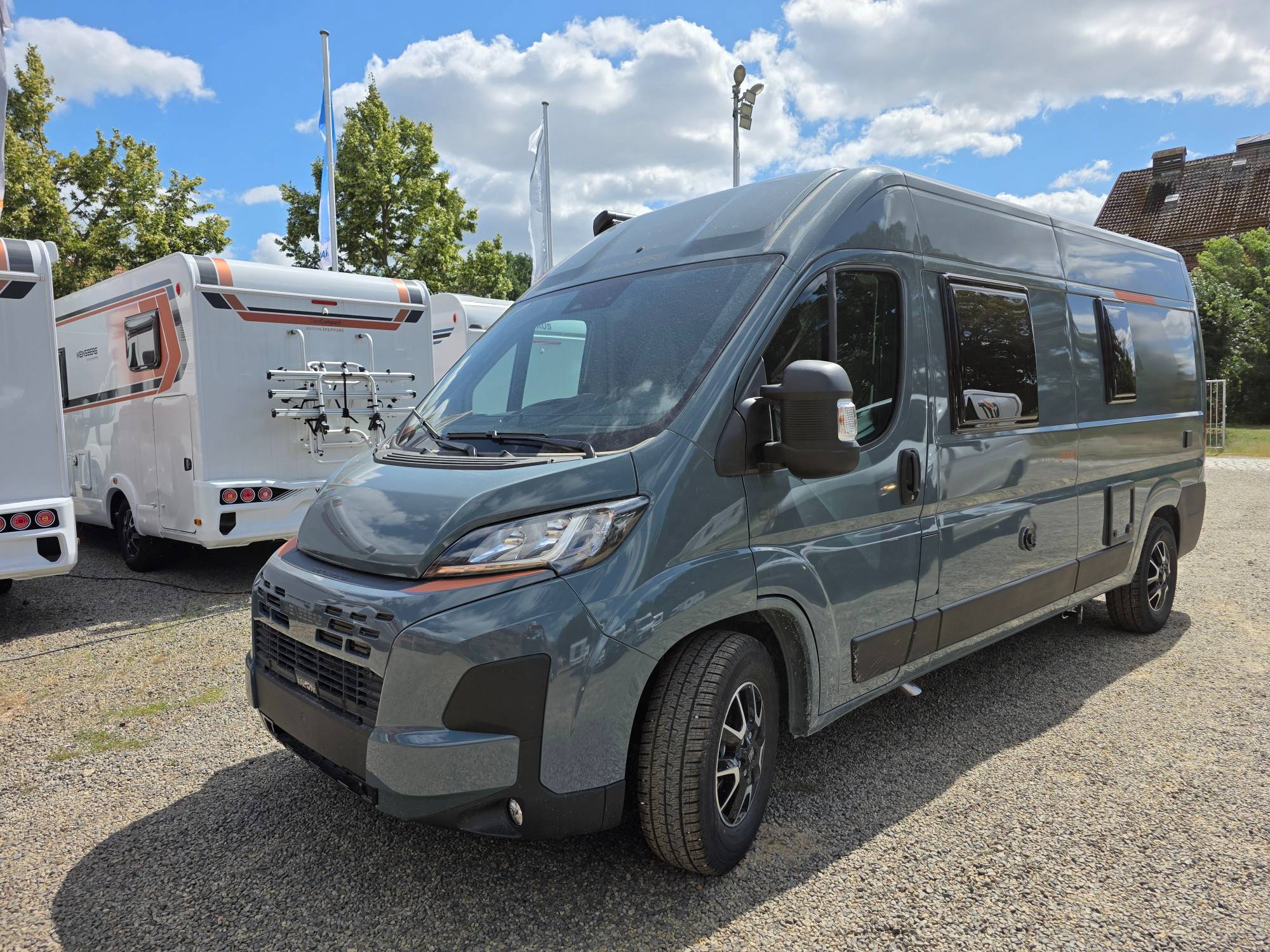 Weinsberg CaraBus GREY 600 MQ EDITION FIRE