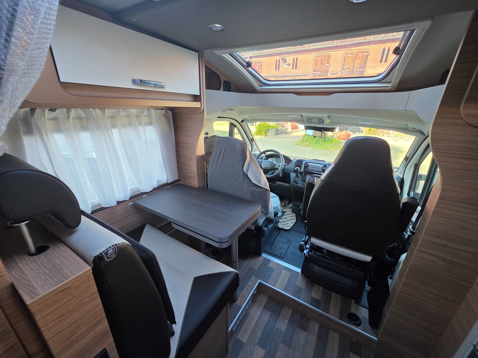 Weinsberg CaraCompact 600 MEG EDITION [PEPPER]