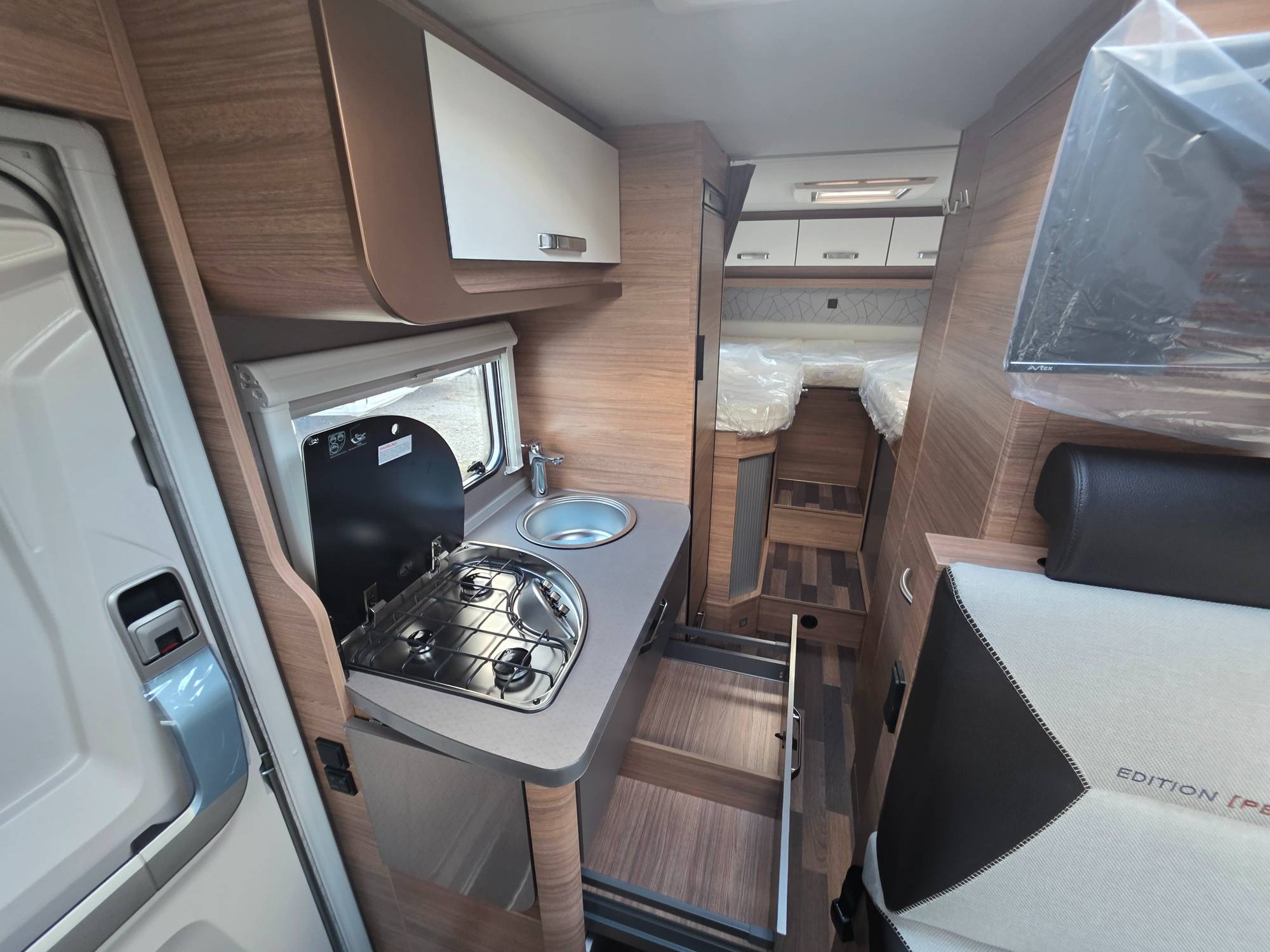 Weinsberg CaraCompact 600 MEG EDITION [PEPPER]