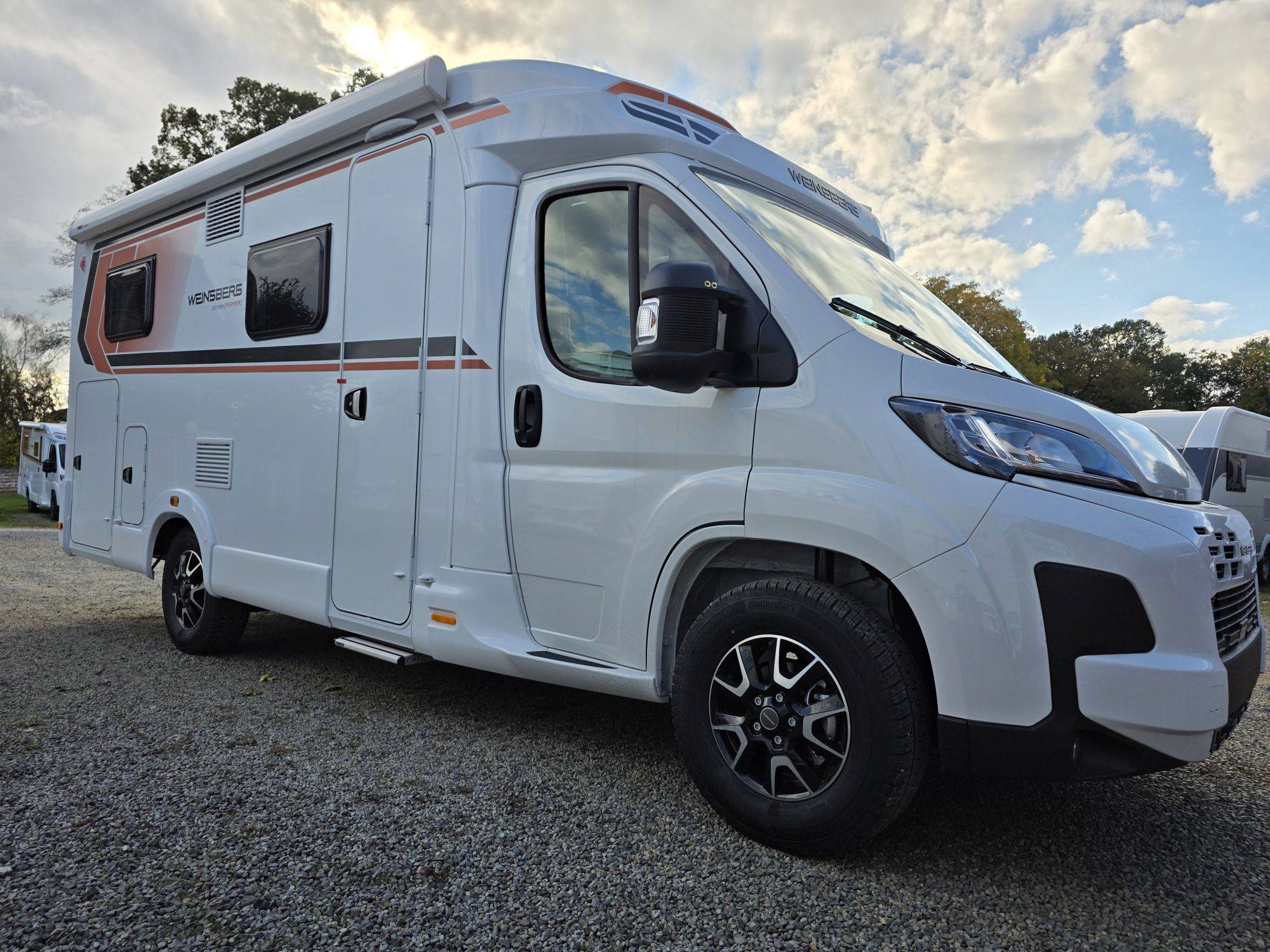 Weinsberg CaraCompact 600 MEG EDITION [PEPPER]