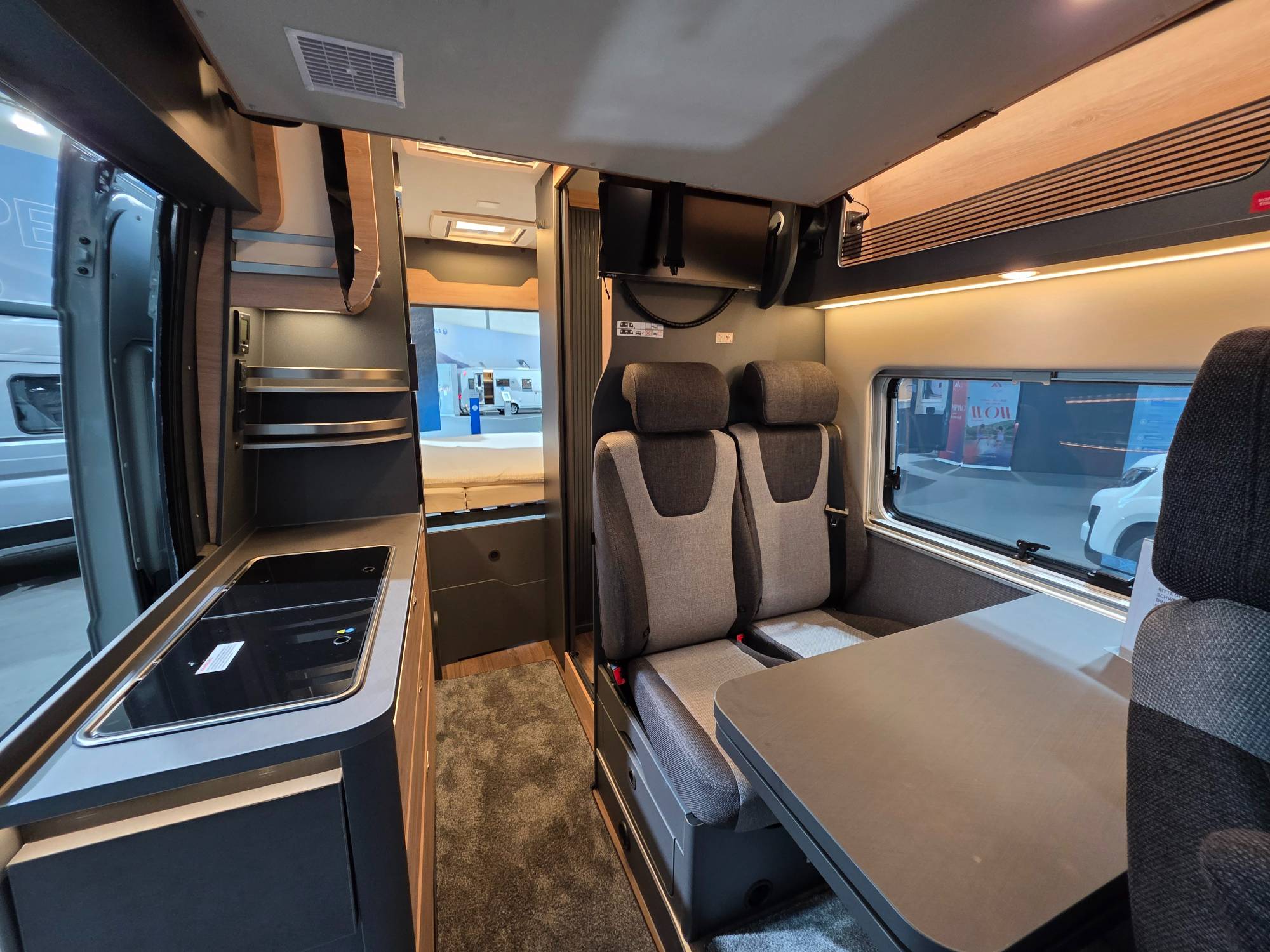 KNAUS BOXLIFE 600 DQ PLATINUM SELECTION