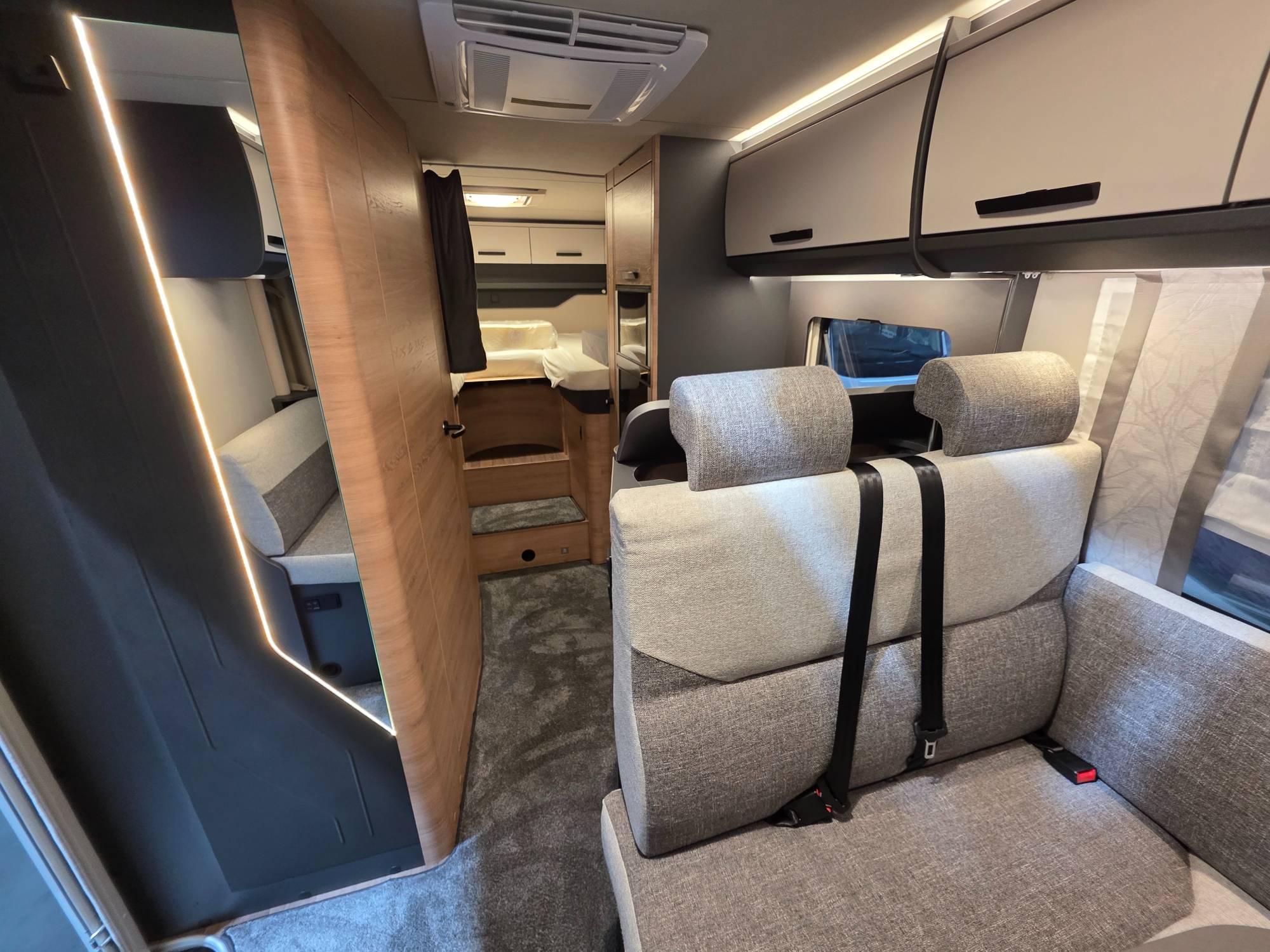 KNAUS L!VE I 700 MEG