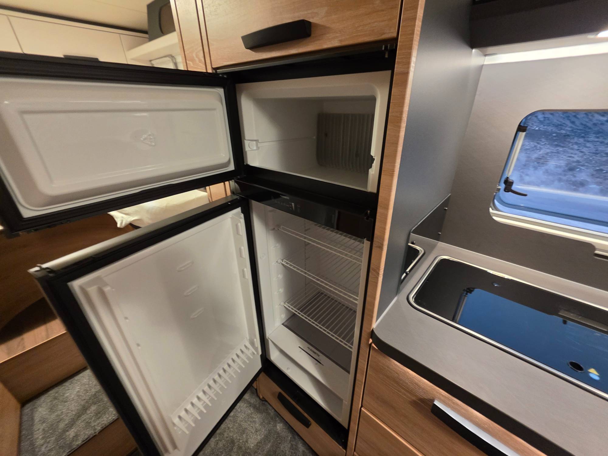 KNAUS L!VE I 700 MEG