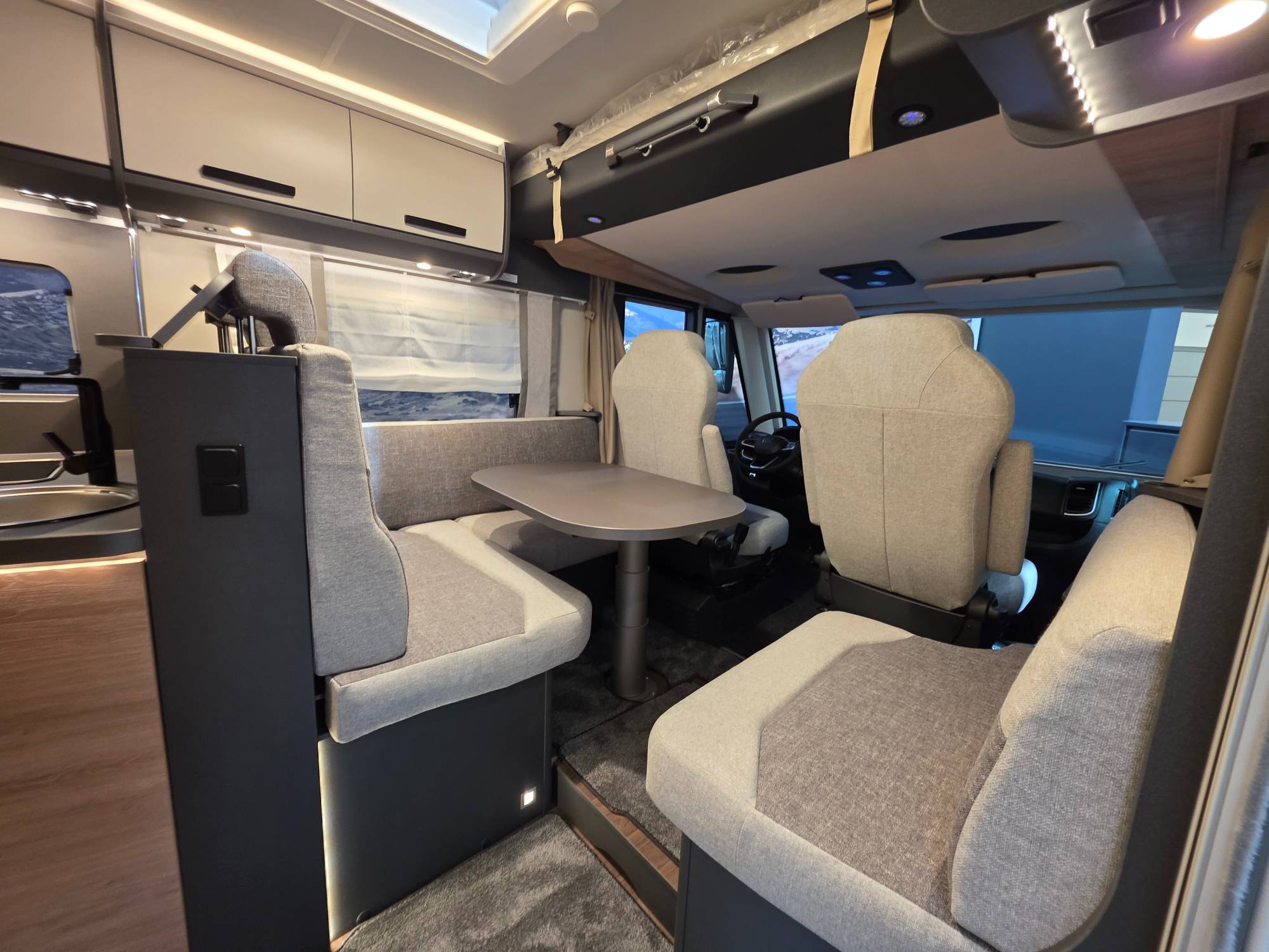 KNAUS L!VE I 700 MEG