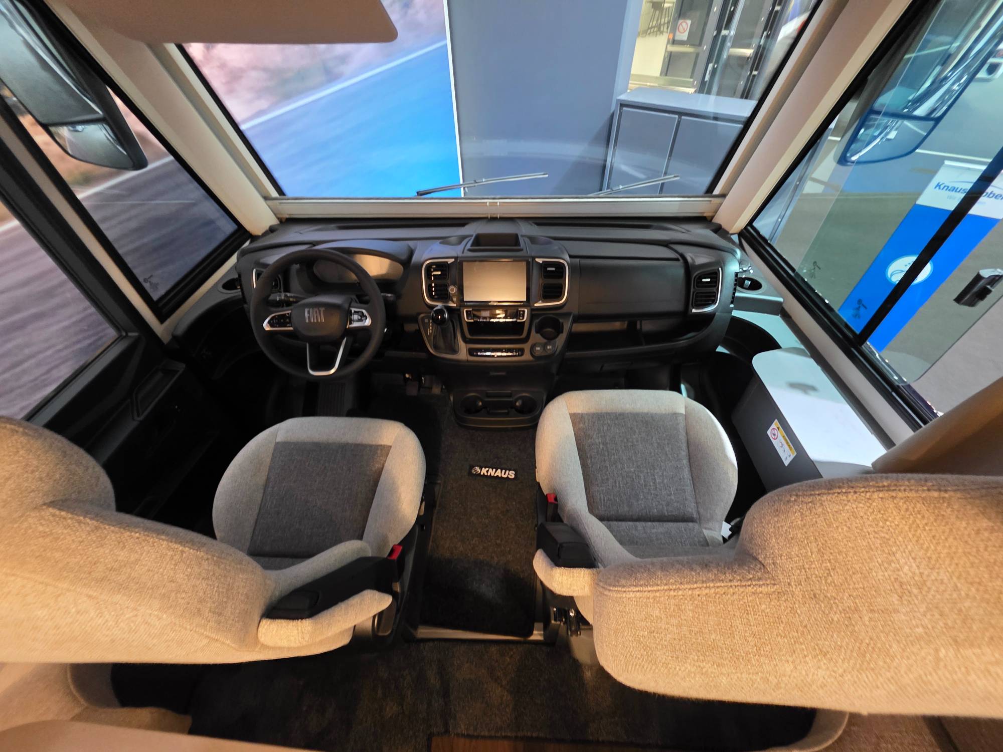 KNAUS L!VE I 700 MEG