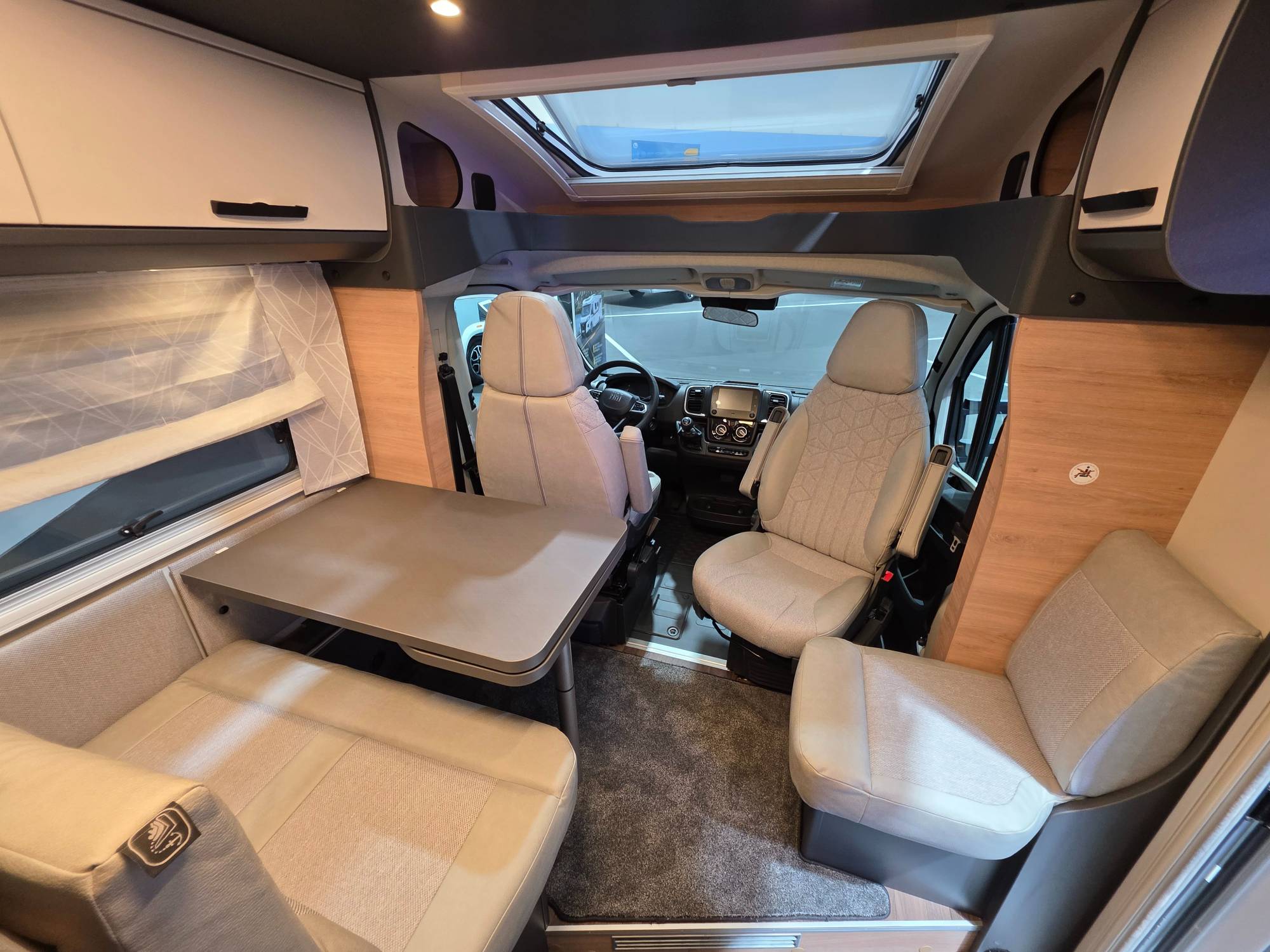 KNAUS L!VE TI 650 MEG PLATINUM SELECTION