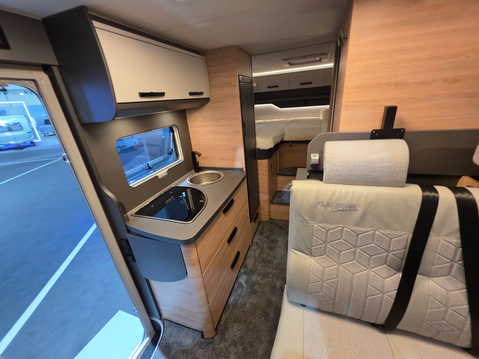 KNAUS L!VE TI 650 MEG PLATINUM SELECTION
