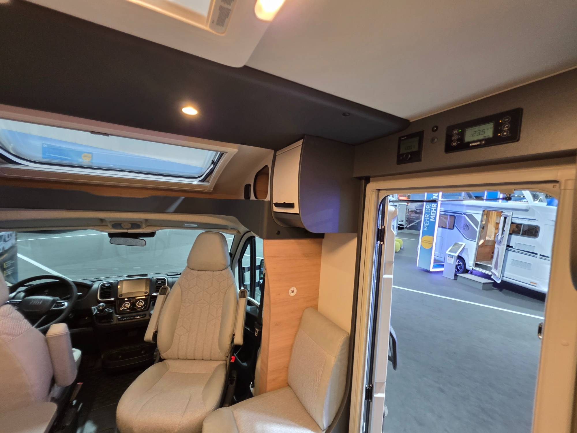 KNAUS L!VE TI 650 MEG PLATINUM SELECTION