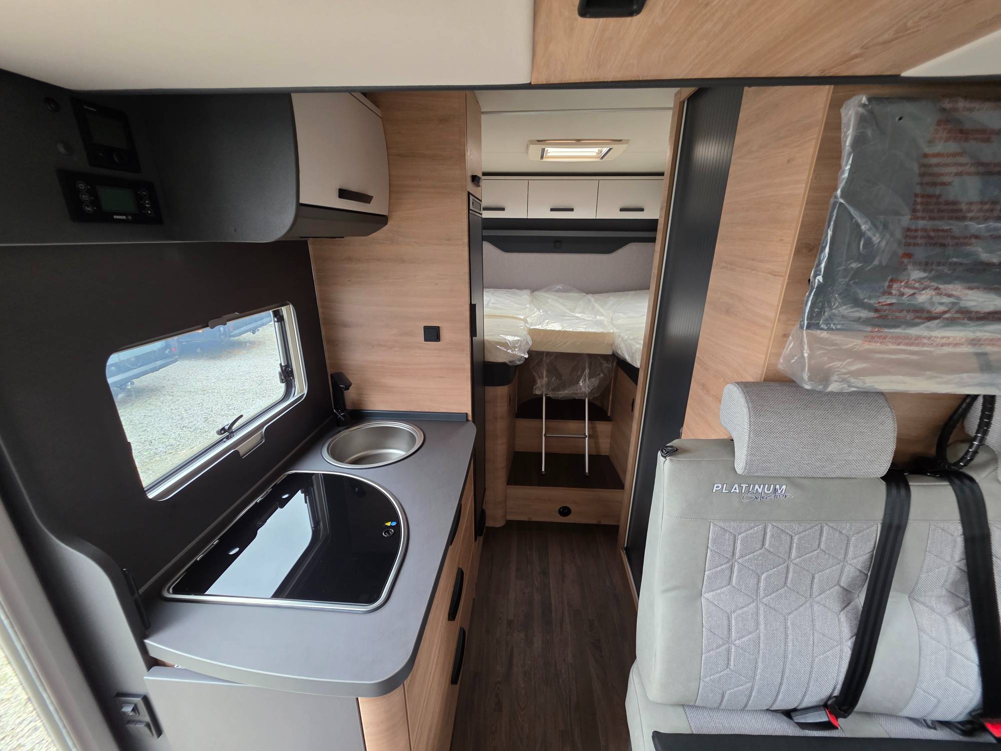 KNAUS L!VE WAVE 650 MEG PLATINUM SELECTION
