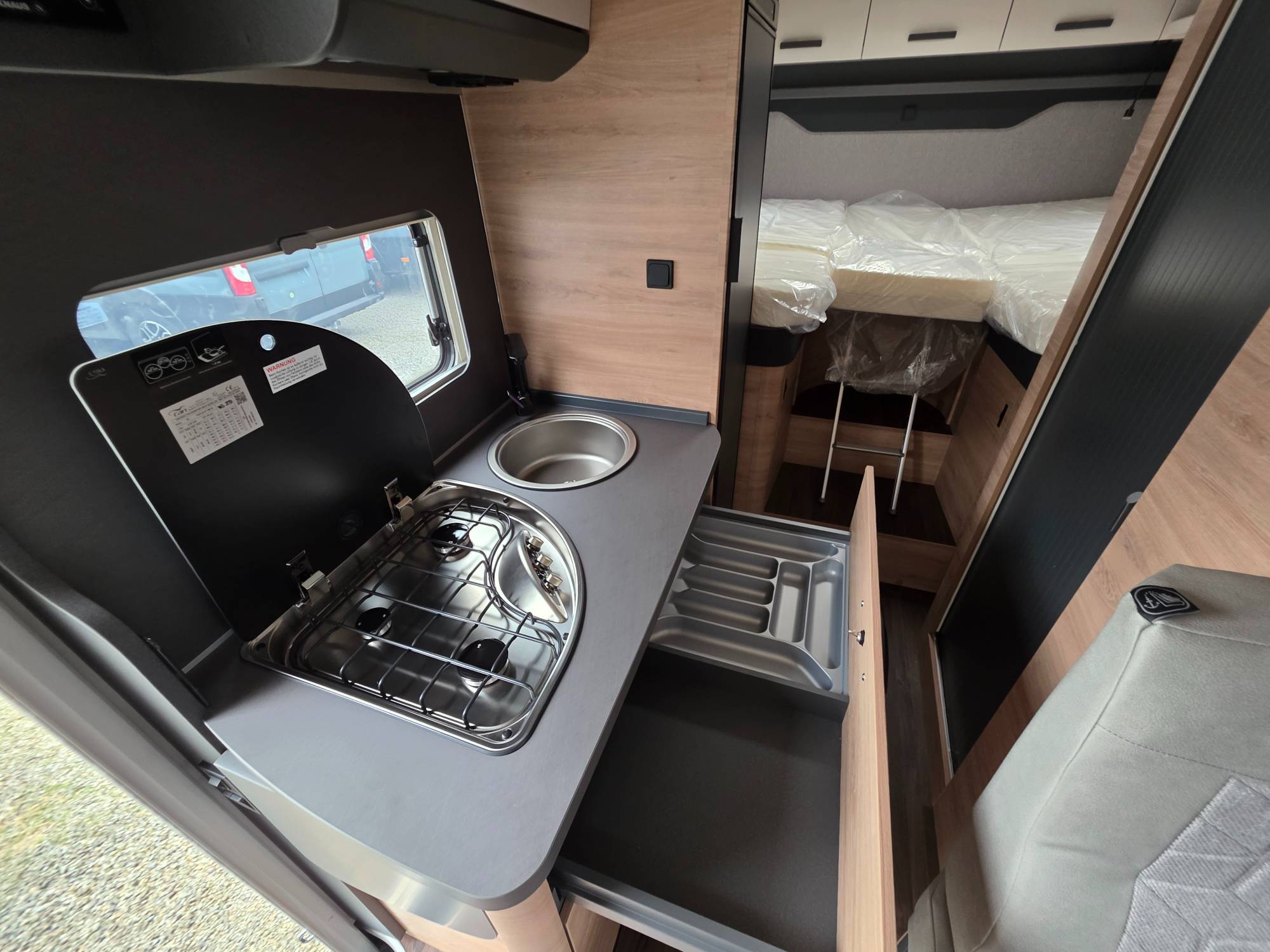KNAUS L!VE WAVE 650 MEG PLATINUM SELECTION
