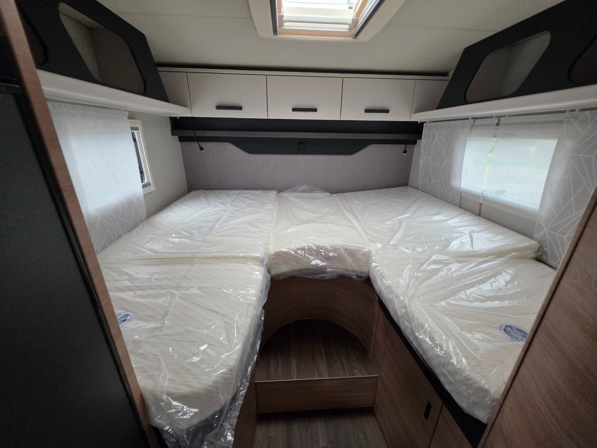 KNAUS L!VE WAVE 650 MEG PLATINUM SELECTION