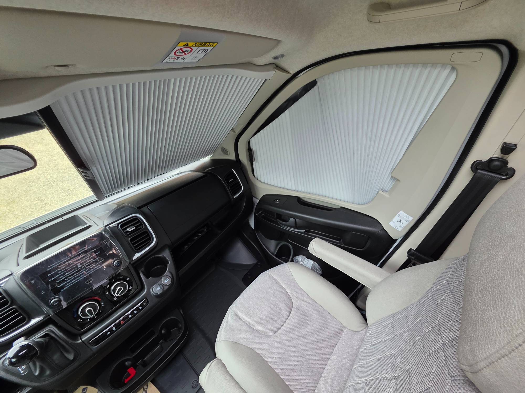 KNAUS L!VE WAVE 650 MEG PLATINUM SELECTION