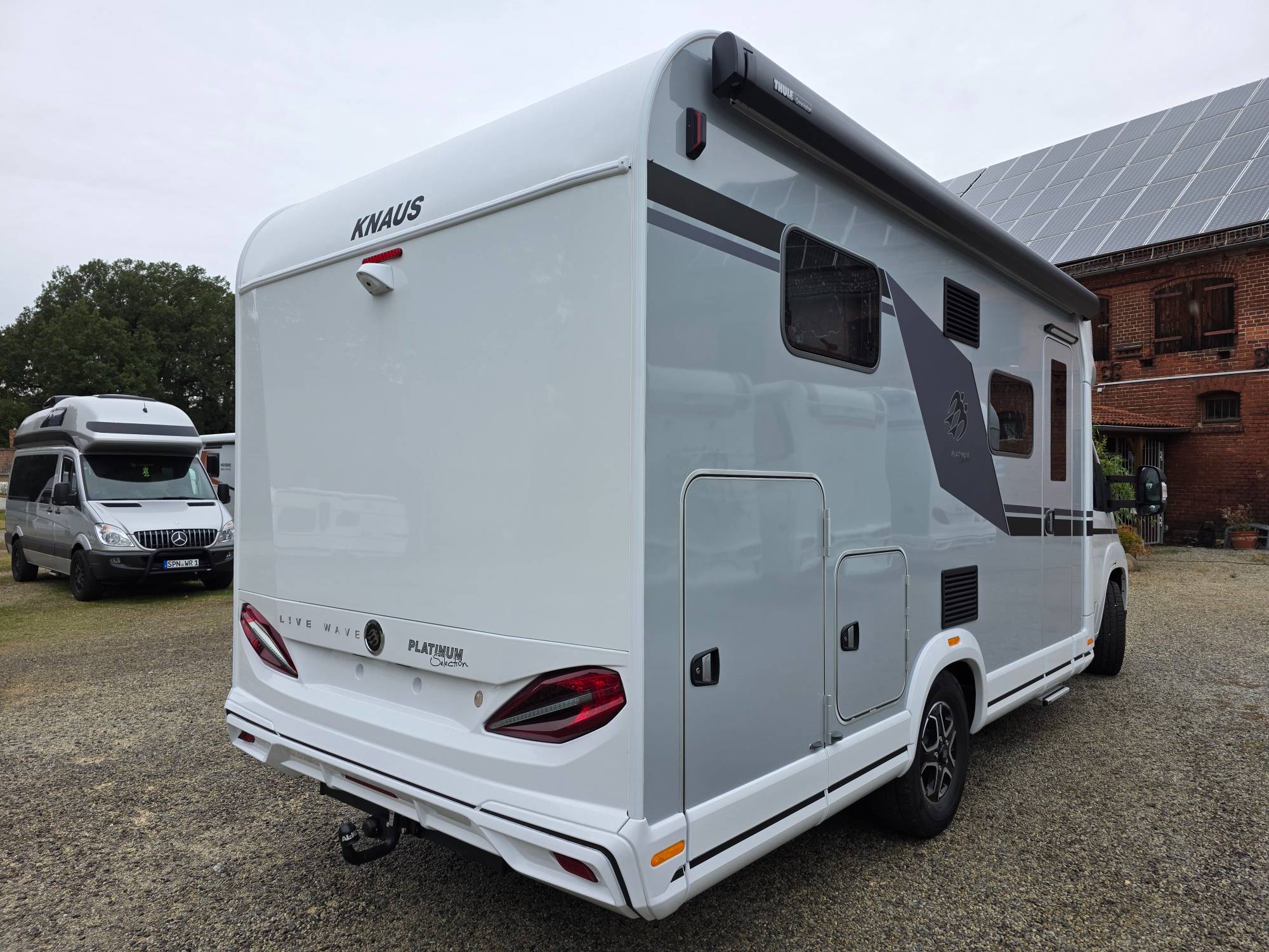 KNAUS L!VE WAVE 650 MEG PLATINUM SELECTION