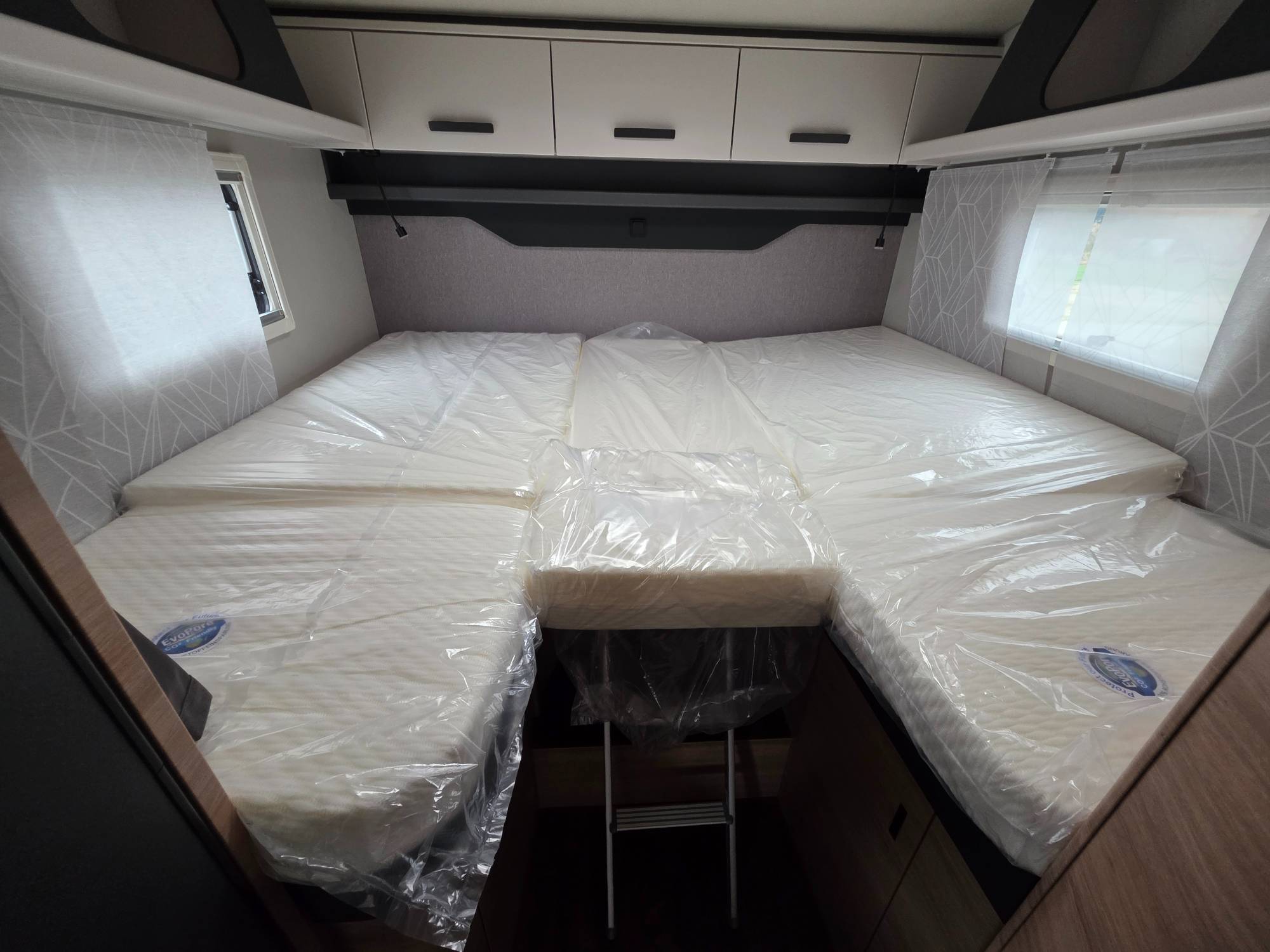 KNAUS L!VE WAVE 650 MEG PLATINUM SELECTION