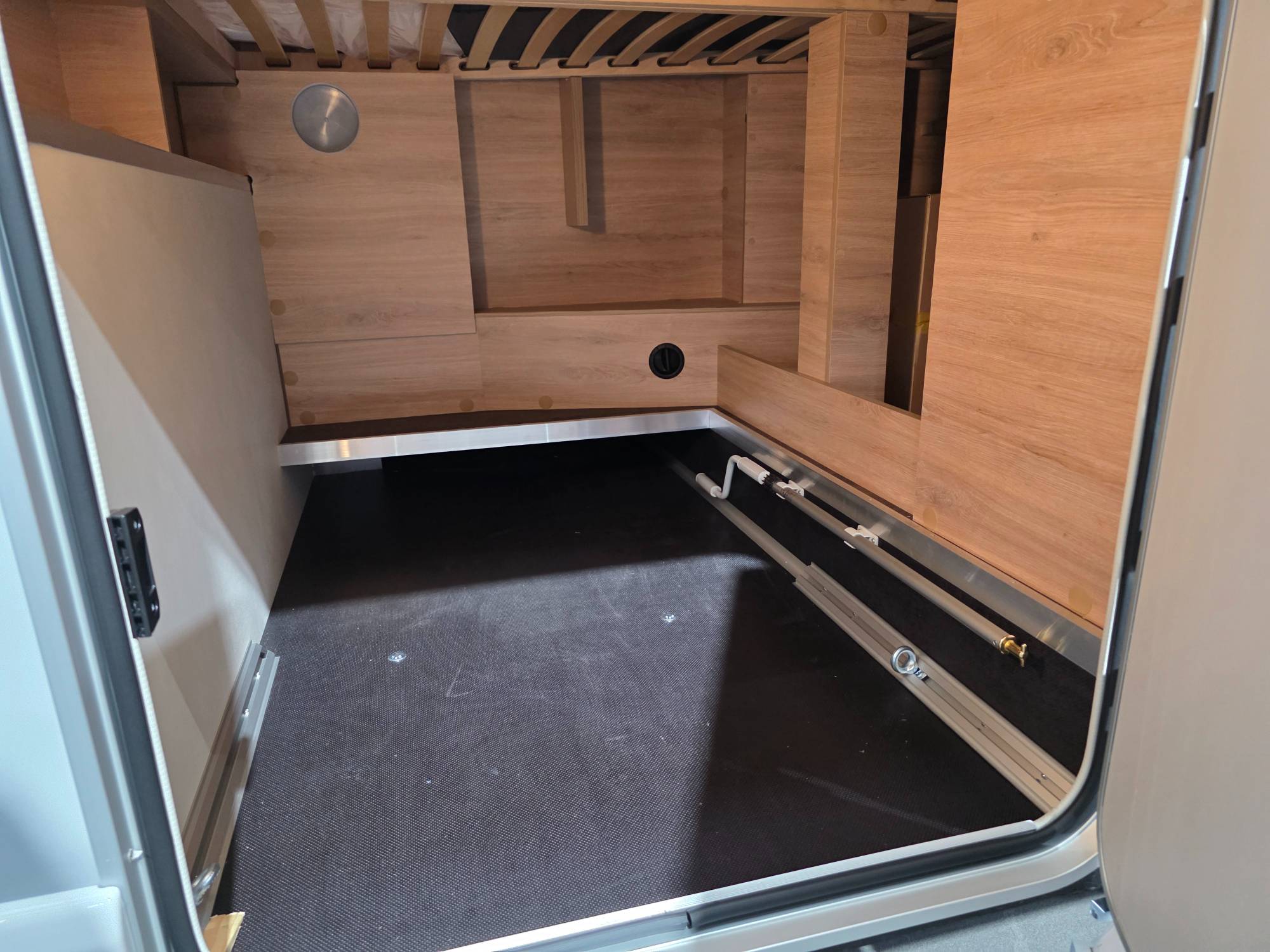 KNAUS L!VE WAVE 650 MF PLATINUM SELECTION
