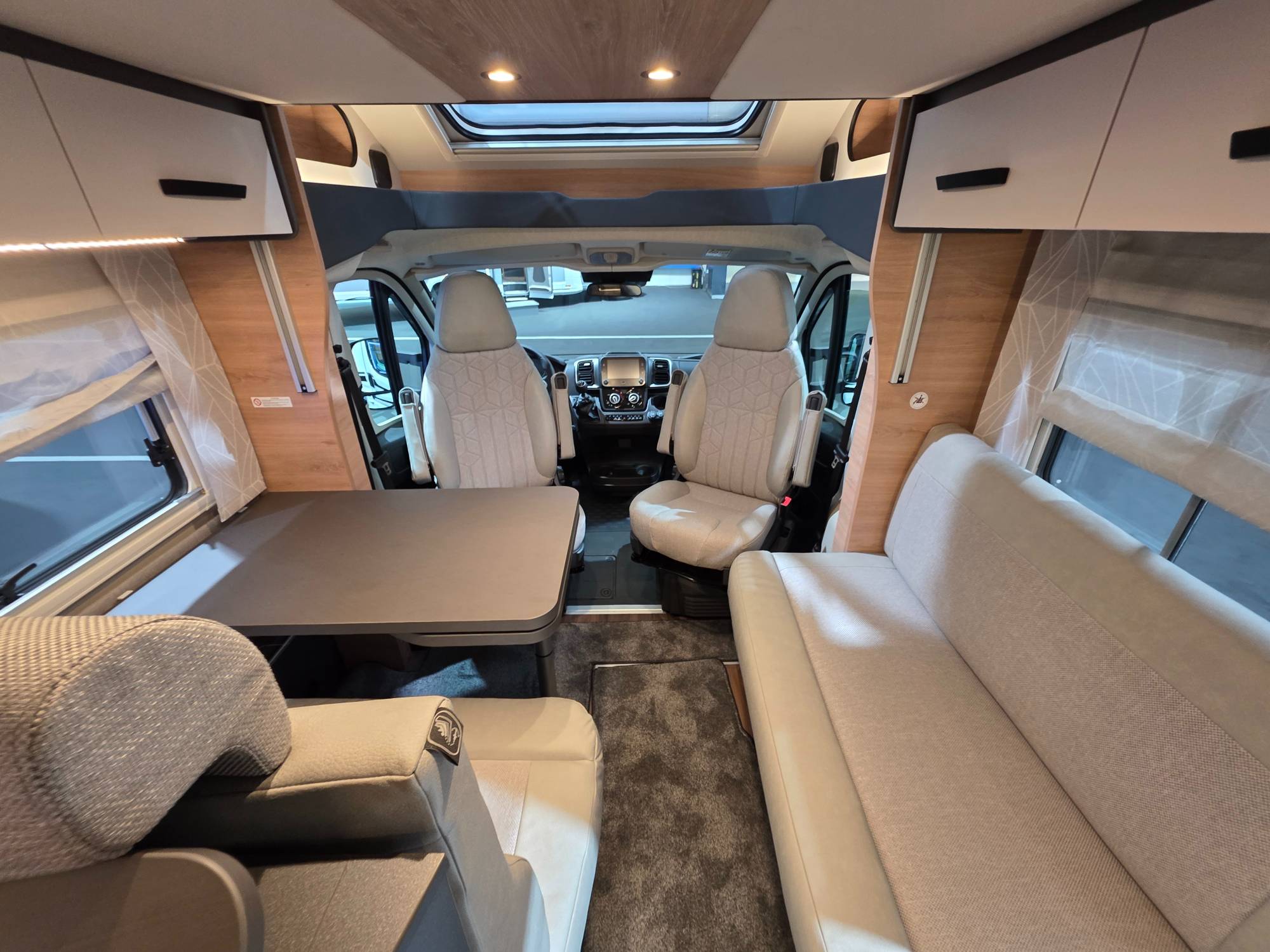 KNAUS L!VE WAVE 650 MF PLATINUM SELECTION