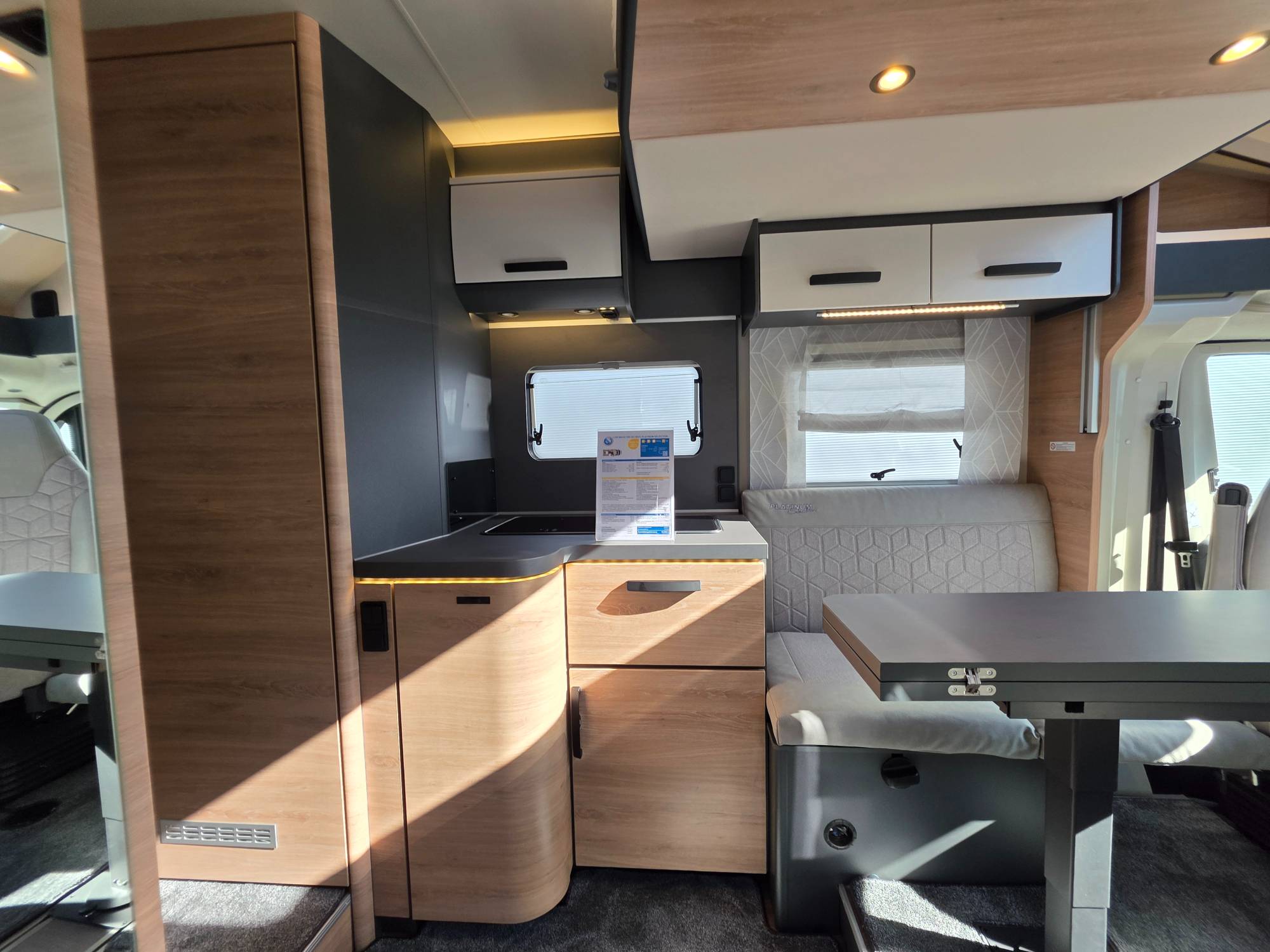 KNAUS L!VE WAVE 700 DX PLATINUM SELECTION