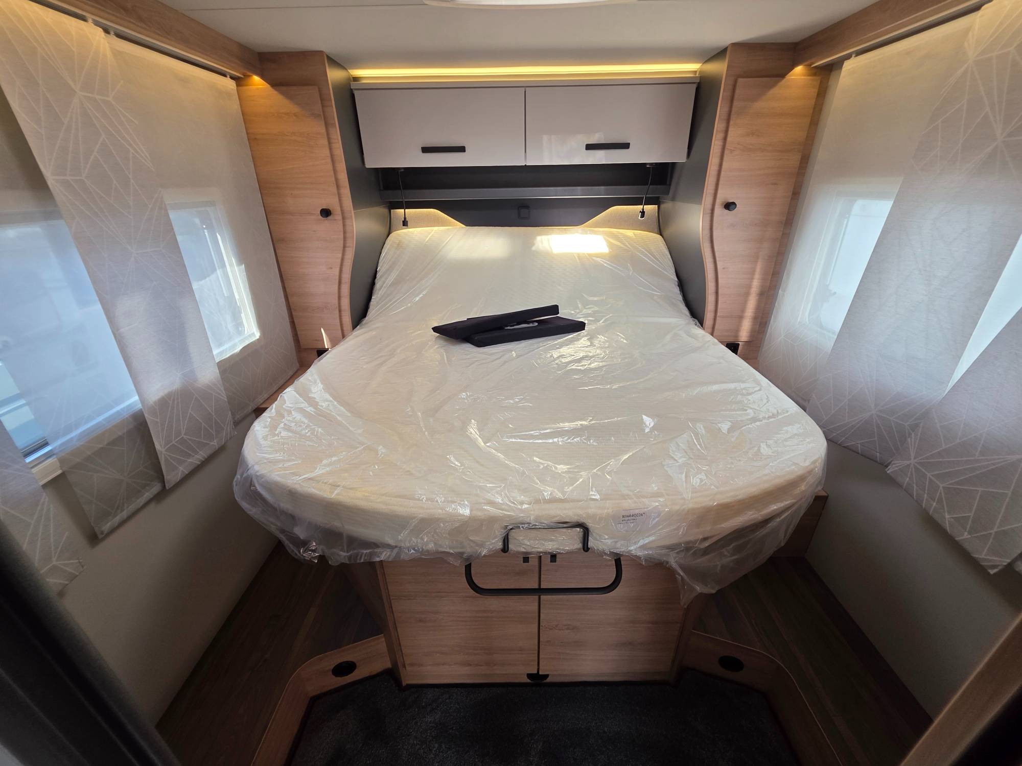 KNAUS L!VE WAVE 700 DX PLATINUM SELECTION