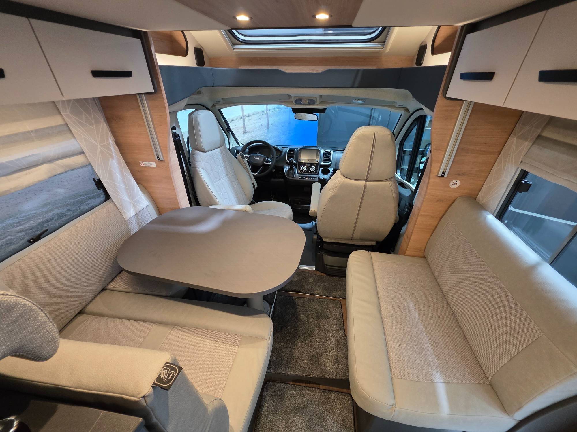 KNAUS L!VE WAVE 700 MEG PLATINUM SELECTION