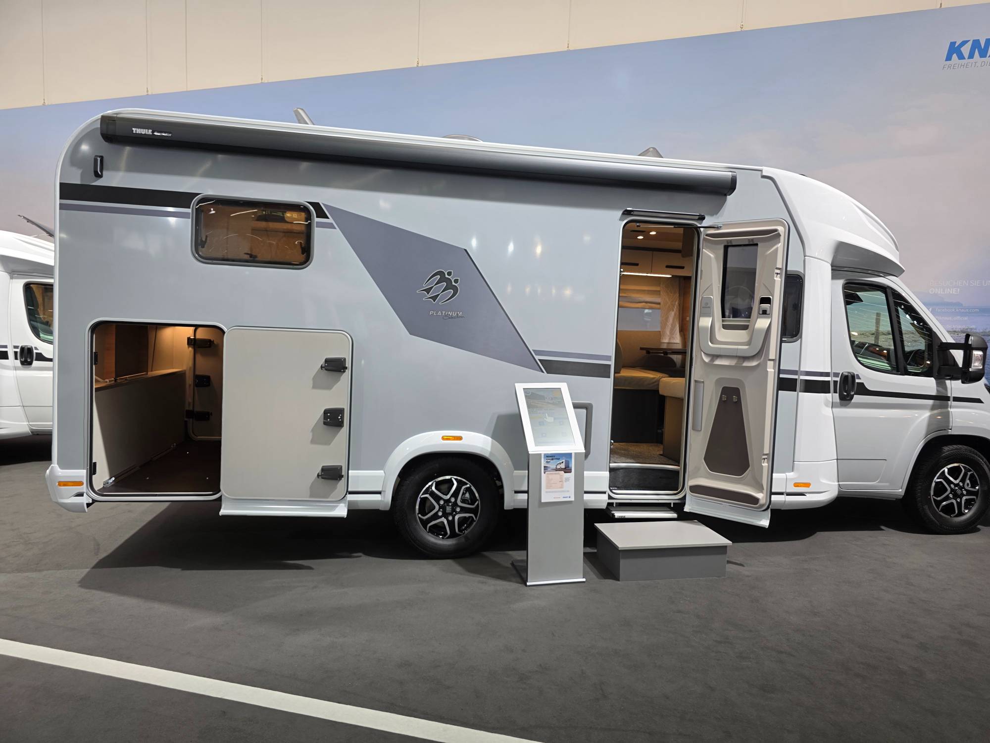 KNAUS L!VE WAVE 700 MEG PLATINUM SELECTION