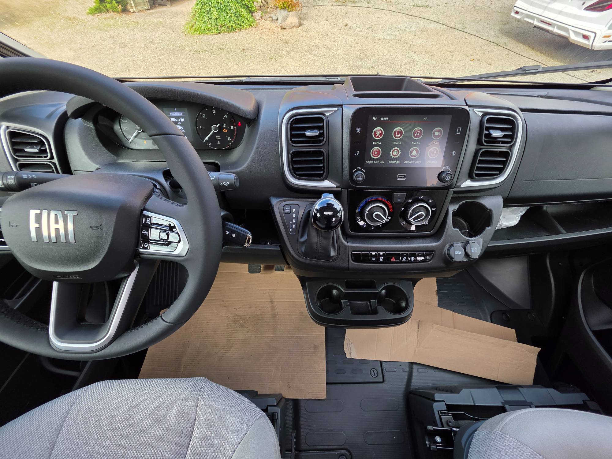 KNAUS LIVE TI 650 MEG PLATINUM SELECTION