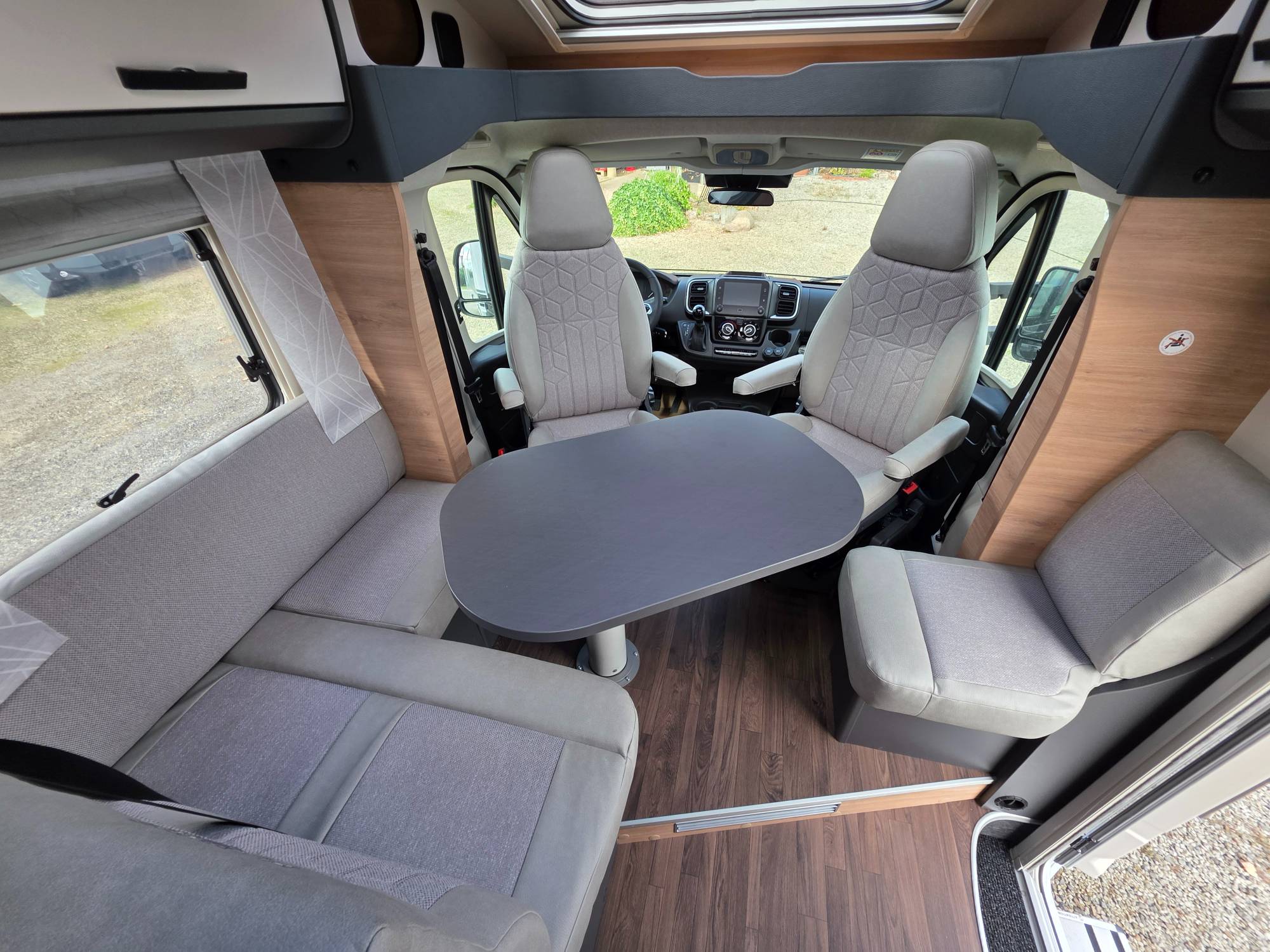 KNAUS LIVE TI 650 MEG PLATINUM SELECTION