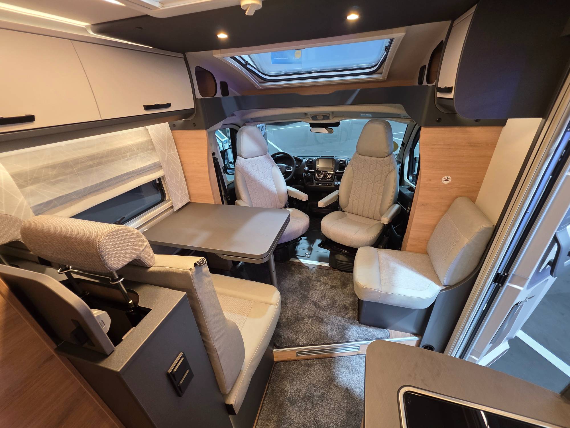KNAUS LIVE TI 650 MEG PLATINUM SELECTION