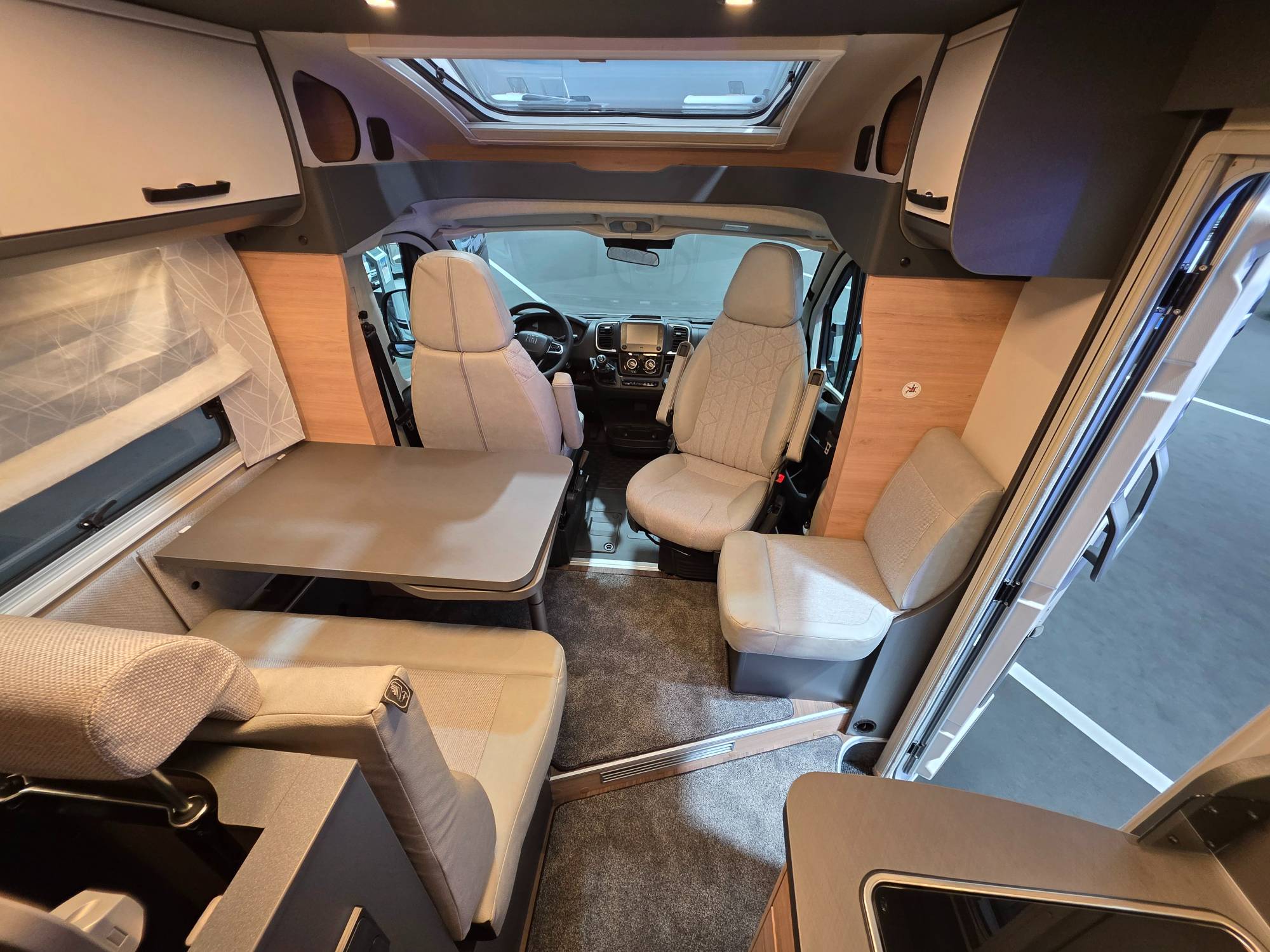 KNAUS LIVE TI 650 MEG PLATINUM SELECTION