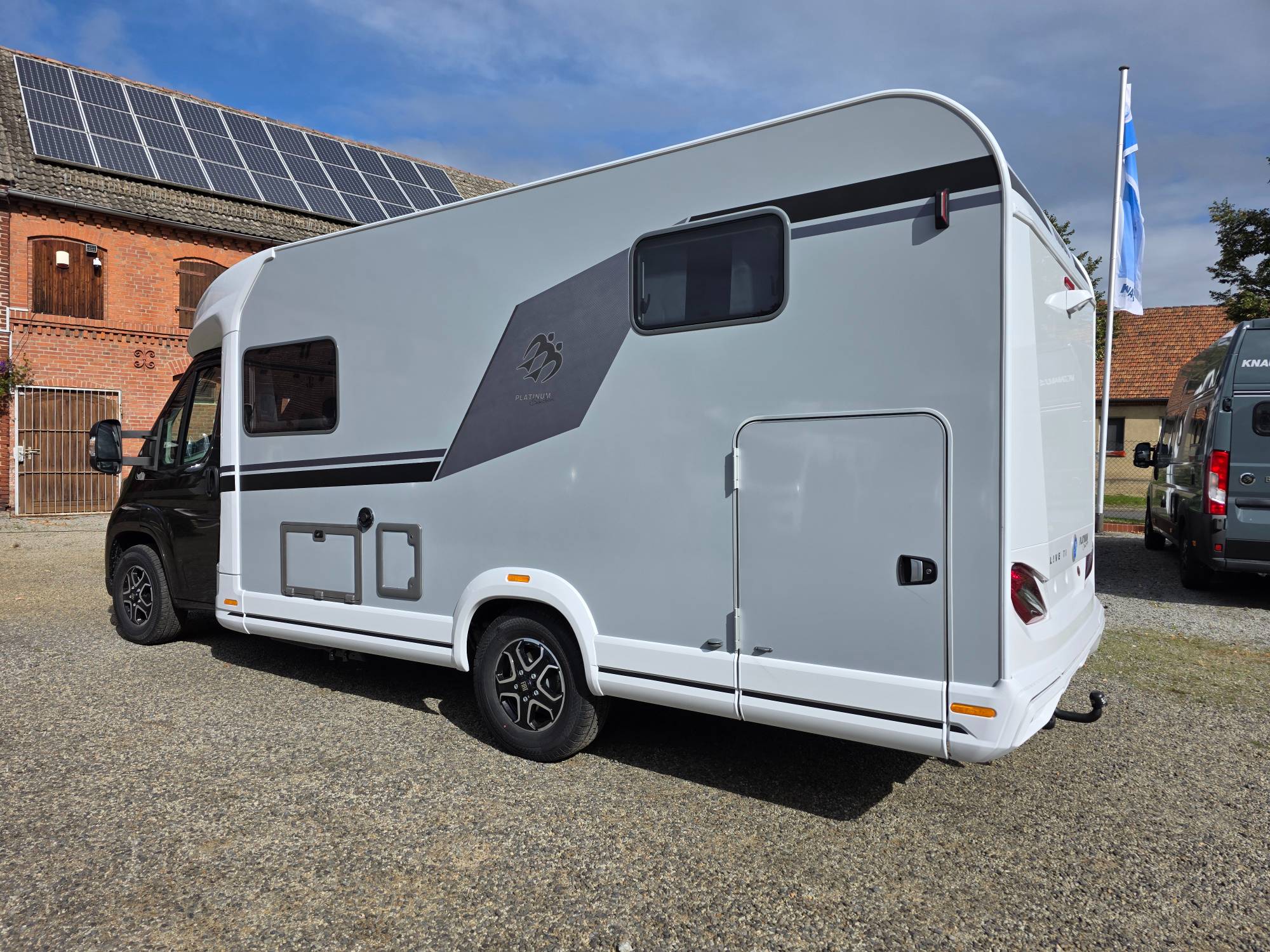 KNAUS LIVE TI 650 MEG PLATINUM SELECTION