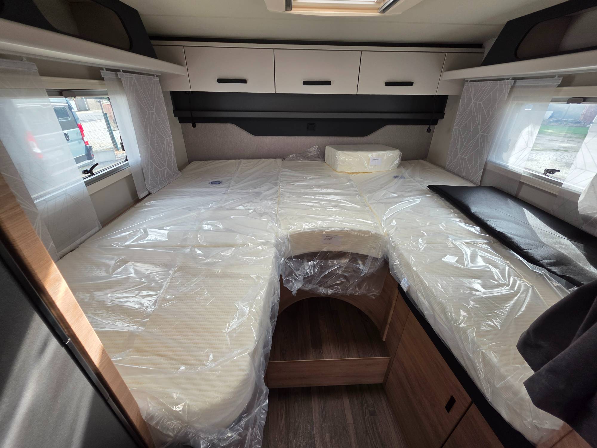 KNAUS LIVE TI 650 MEG PLATINUM SELECTION