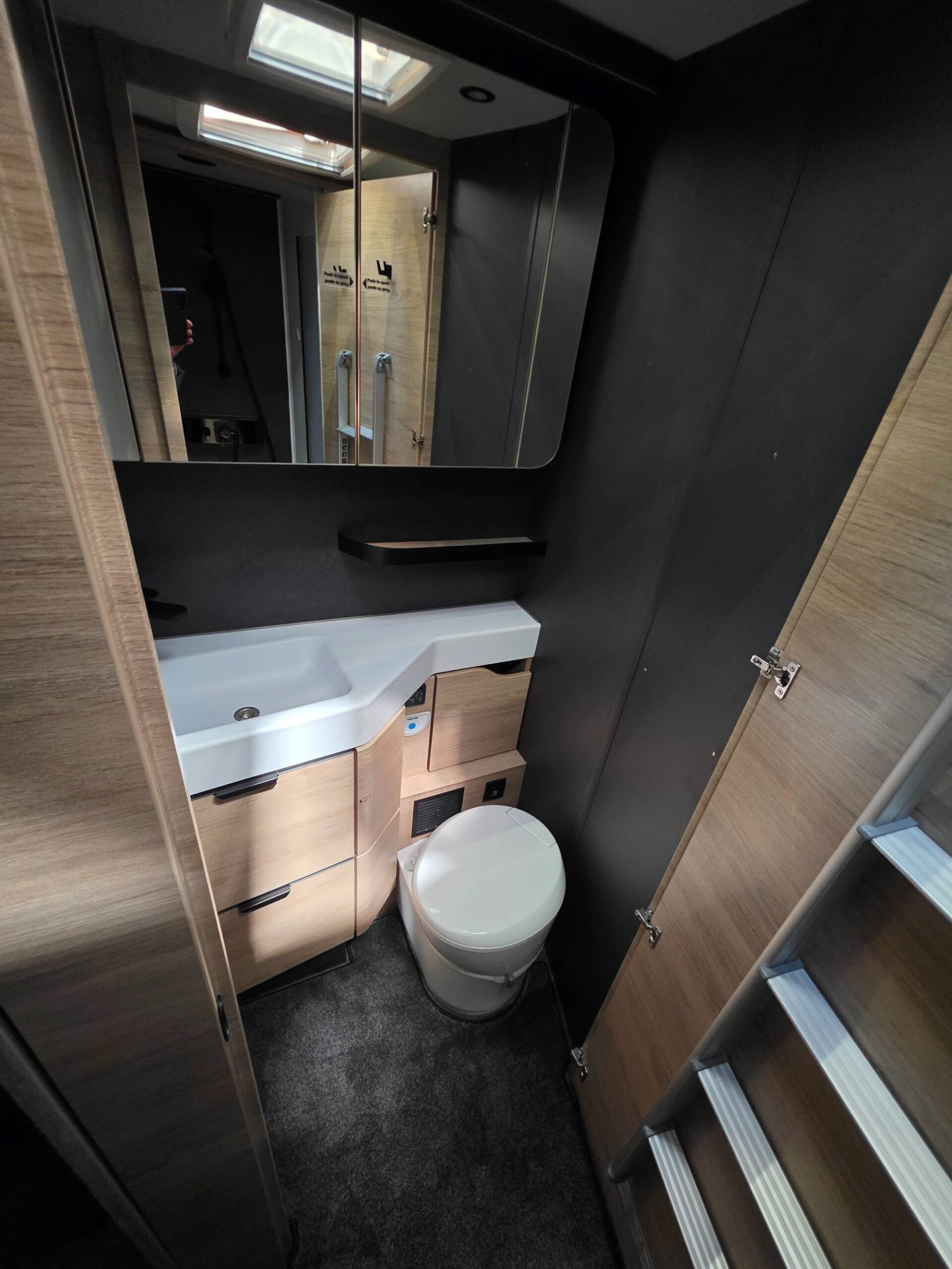 KNAUS SKY TI VW 700 DX