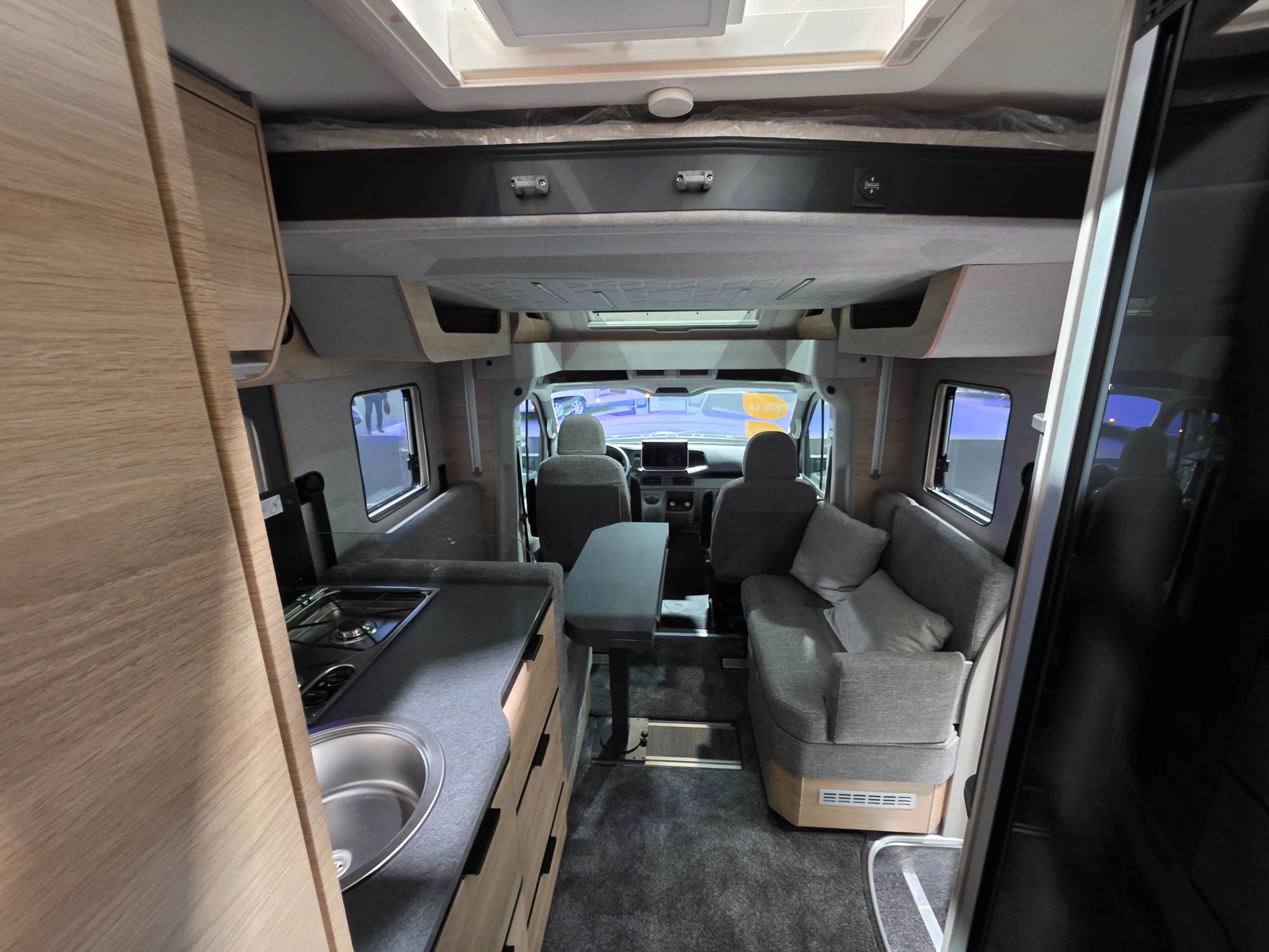 KNAUS SKY TI VW 700 DX