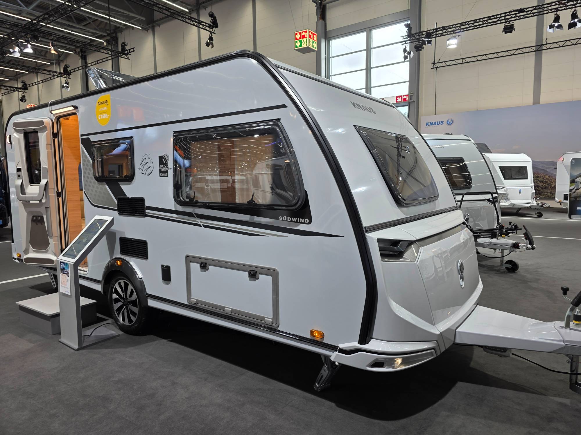 KNAUS SÜDWIND 500 EU BLACK SELECTION