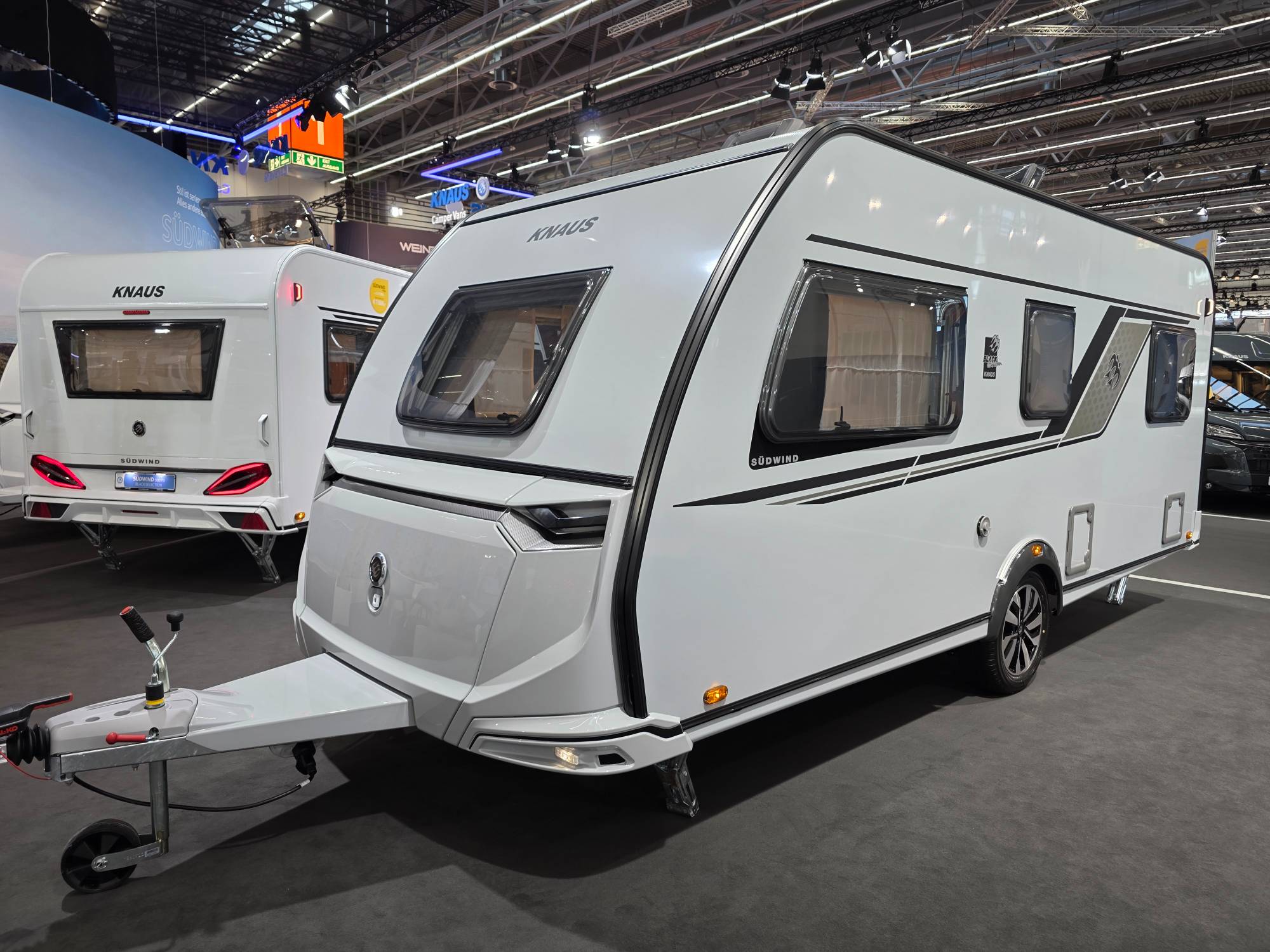 KNAUS SÜDWIND 500 EU BLACK SELECTION